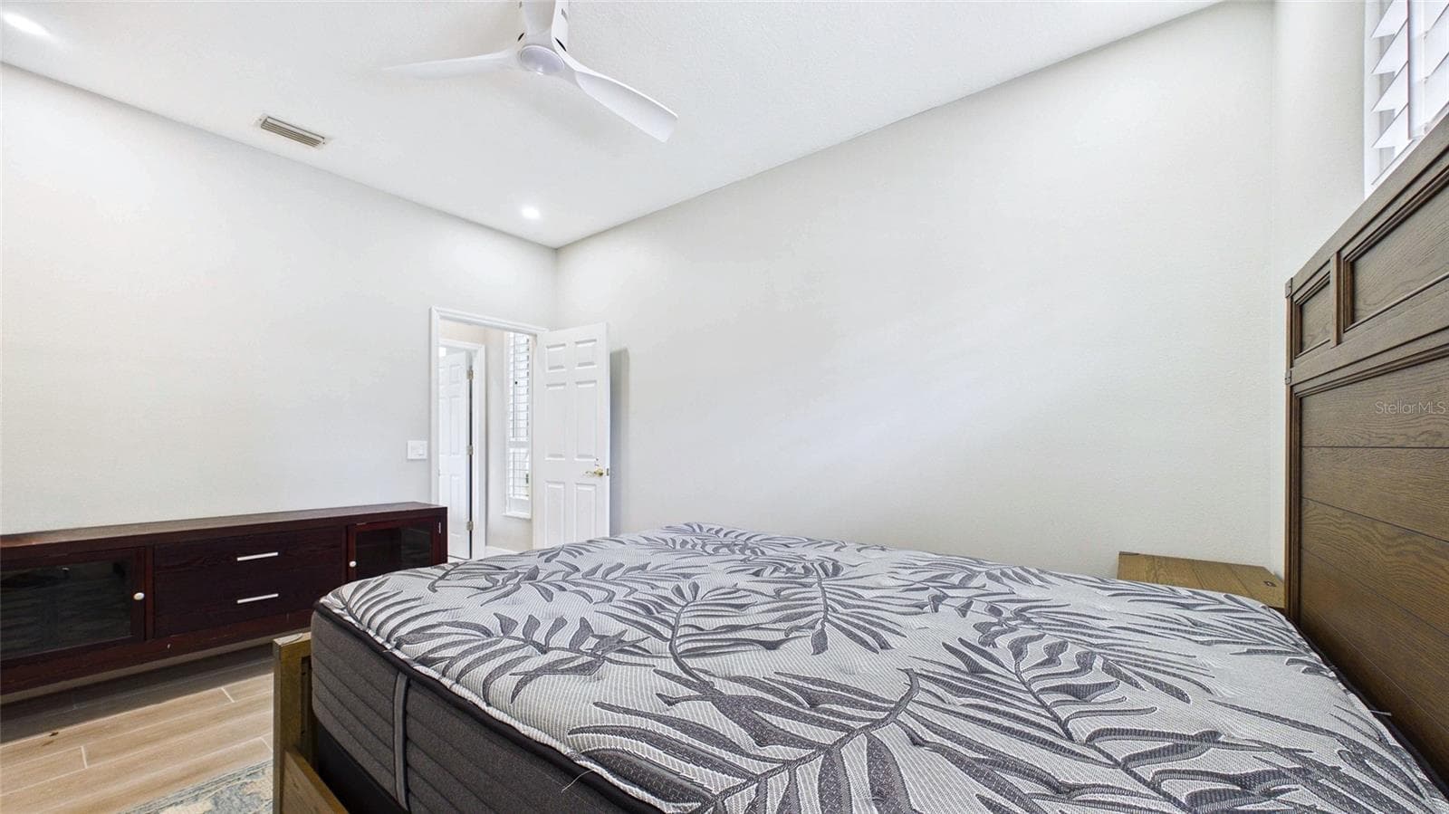 Single Family Residence at 7225 RIVER FOREST LN, TEMPLE TERRACE, photo 44 of 70