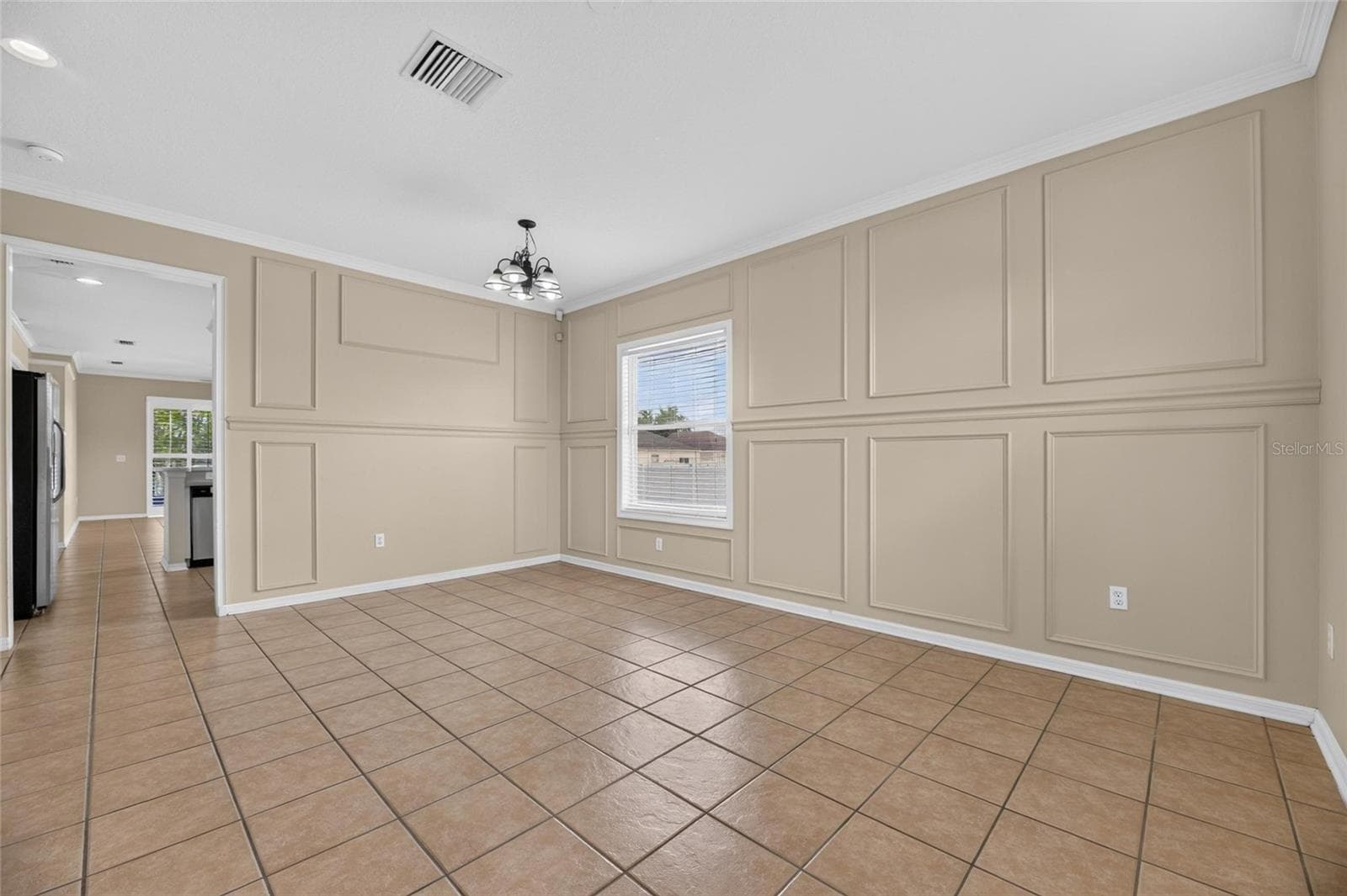 Single Family Residence at 24519 BREEZY OAK CT, LUTZ, photo 4 of 63