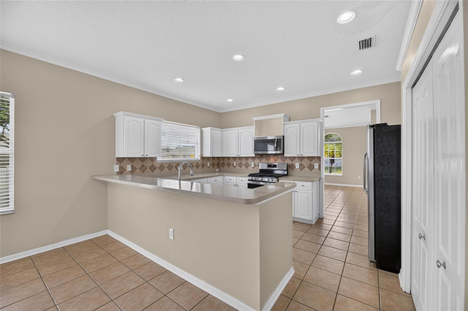 Single Family Residence at 24519 BREEZY OAK CT, LUTZ, photo 20 of 63
