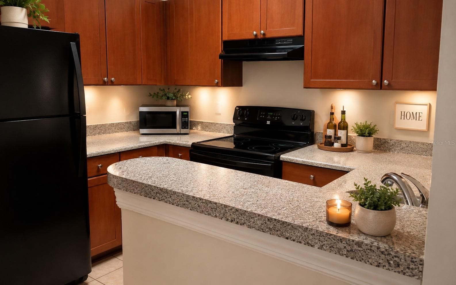 Condominium at 204 E SOUTH ST #3060, ORLANDO, photo 3 of 13