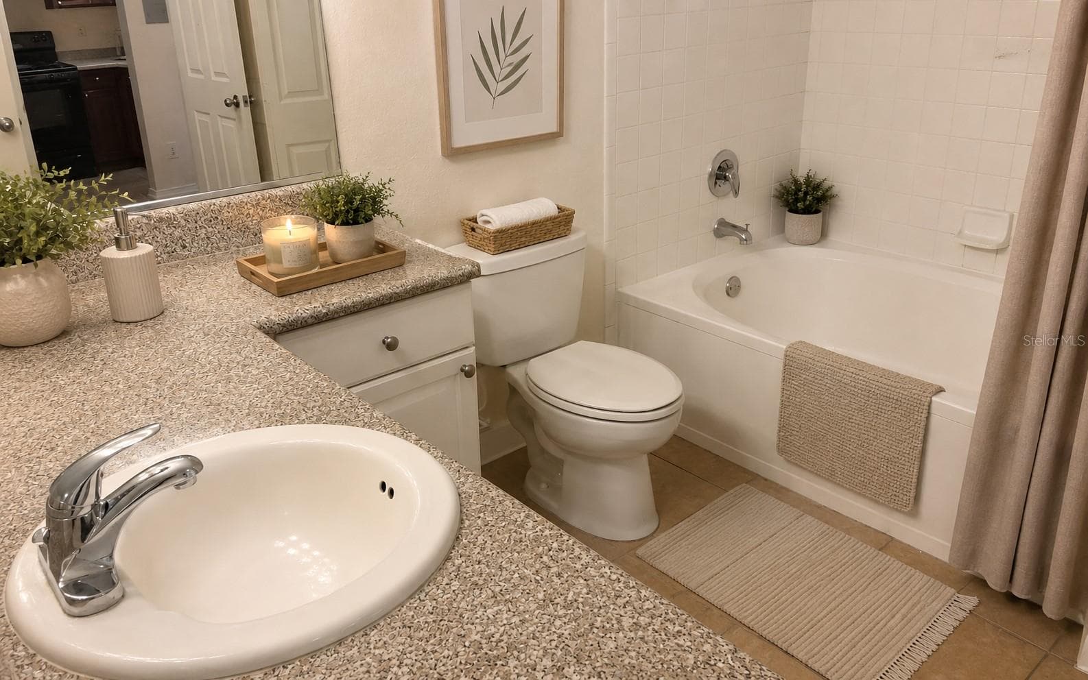 Condominium at 204 E SOUTH ST #3060, ORLANDO, photo 9 of 13