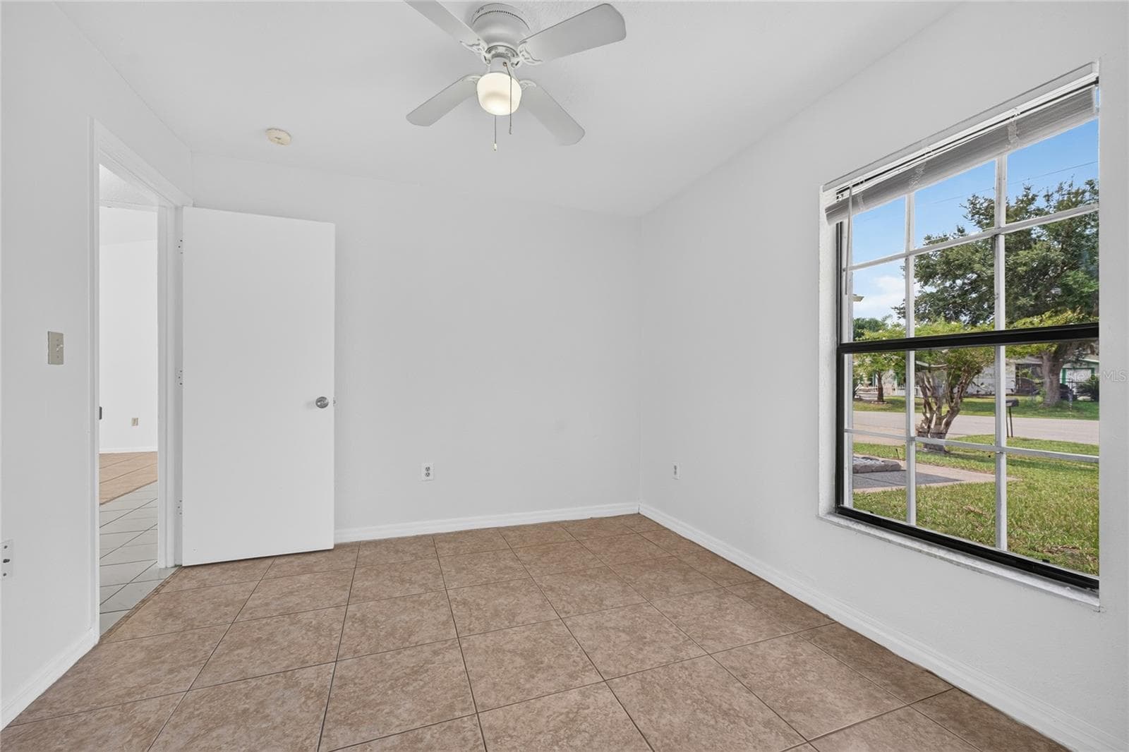 Single Family Residence at 913 SAN RAFAEL WAY, KISSIMMEE, photo 13 of 28