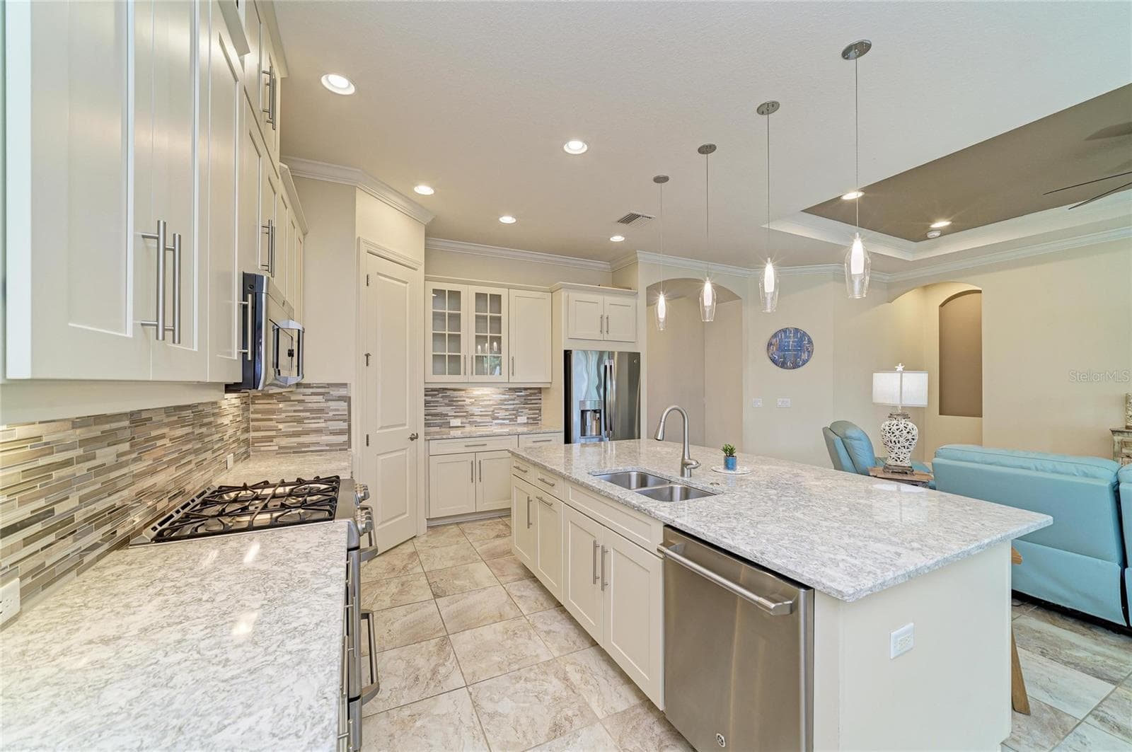 Single Family Residence at 13321 SORRENTO WAY, BRADENTON, photo 23 of 80