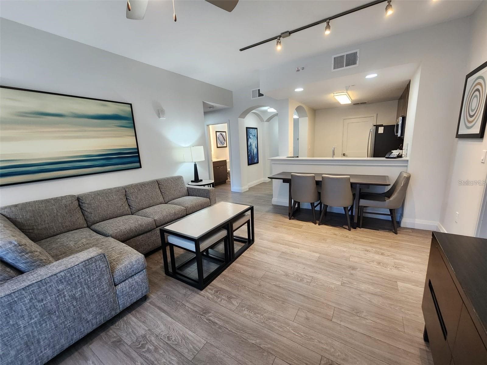 Condo - Hotel at 14501 GROVE RESORT AVE #3401, WINTER GARDEN, photo 7 of 38