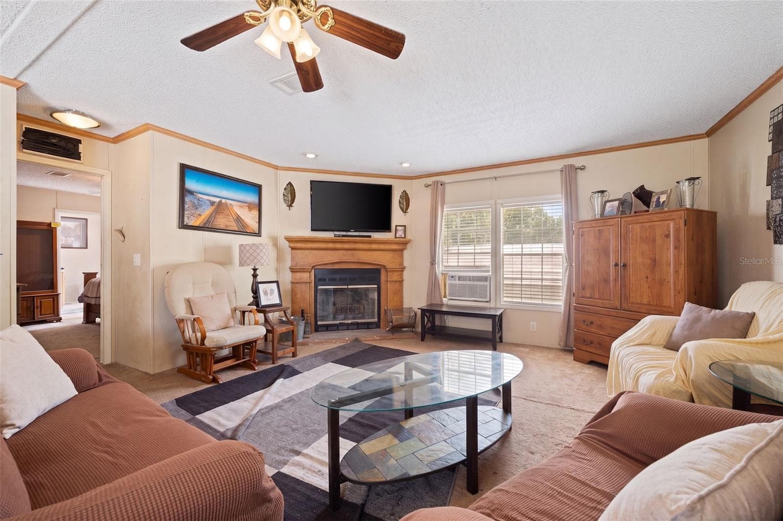 Manufactured Home at 9798 STATE ROAD 100 W, STARKE, photo 7 of 46
