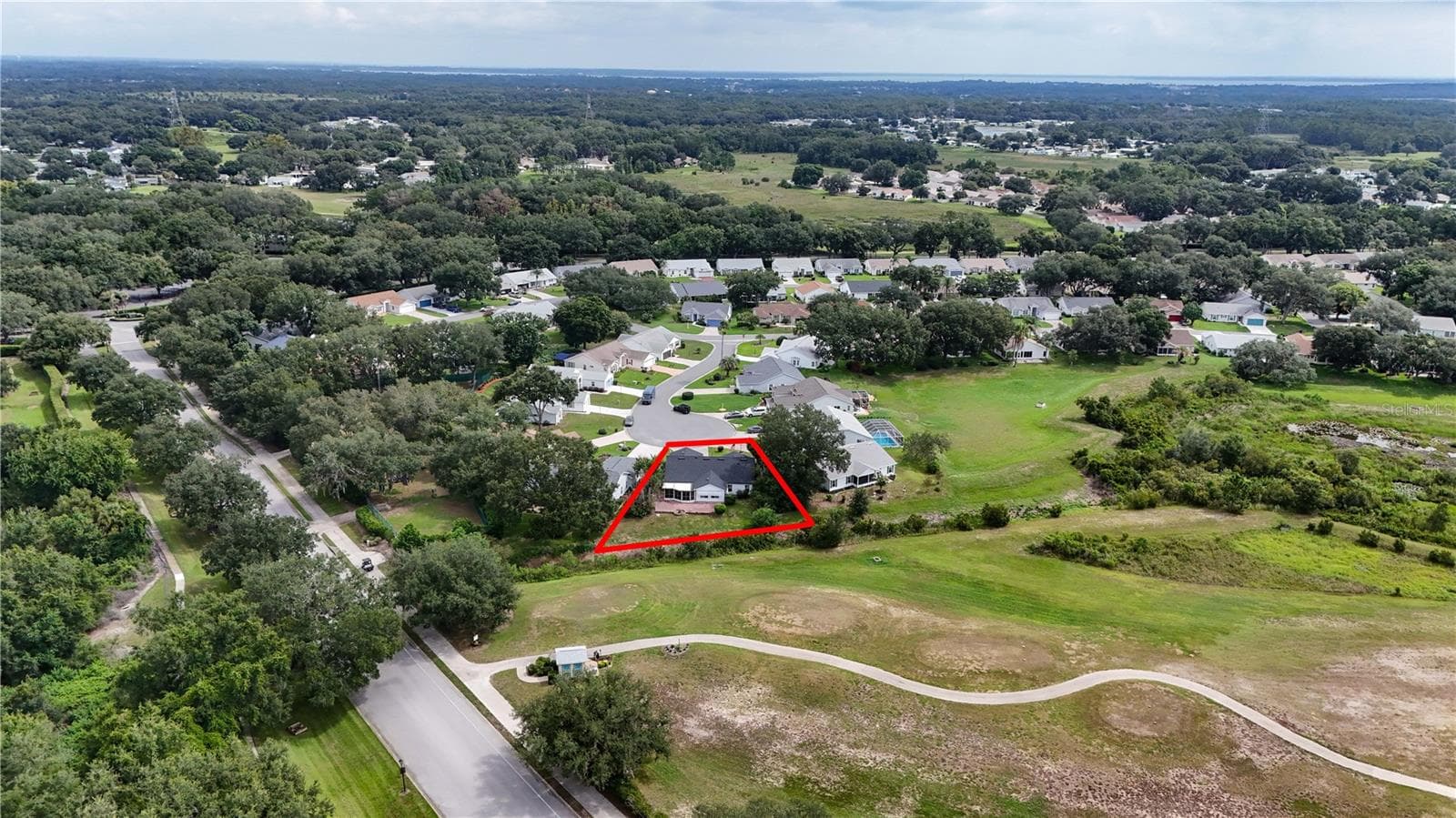 Single Family Residence at 25102 MERIWEATHER RD, LEESBURG, photo 7 of 41