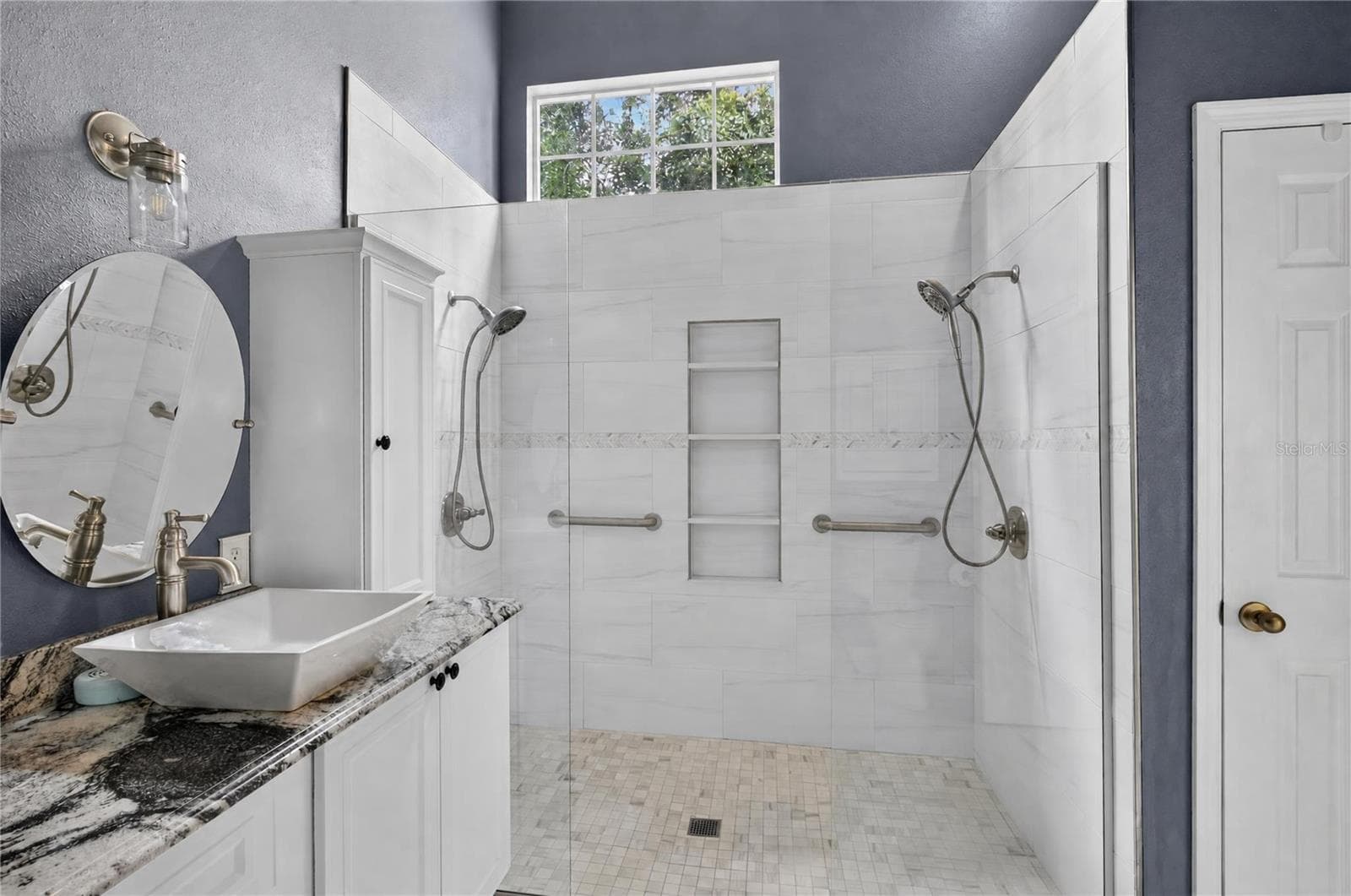 Single Family Residence at 25102 MERIWEATHER RD, LEESBURG, photo 28 of 41
