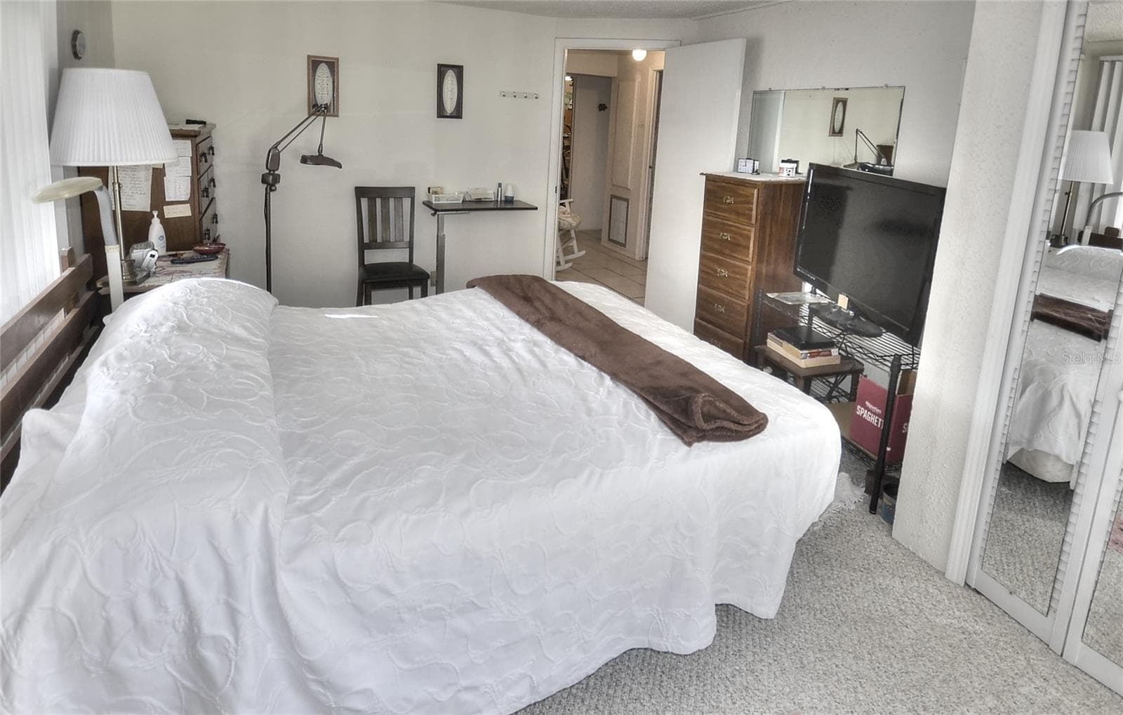 Manufactured Home at 187 E ARIEL RD, OAK HILL, photo 13 of 39