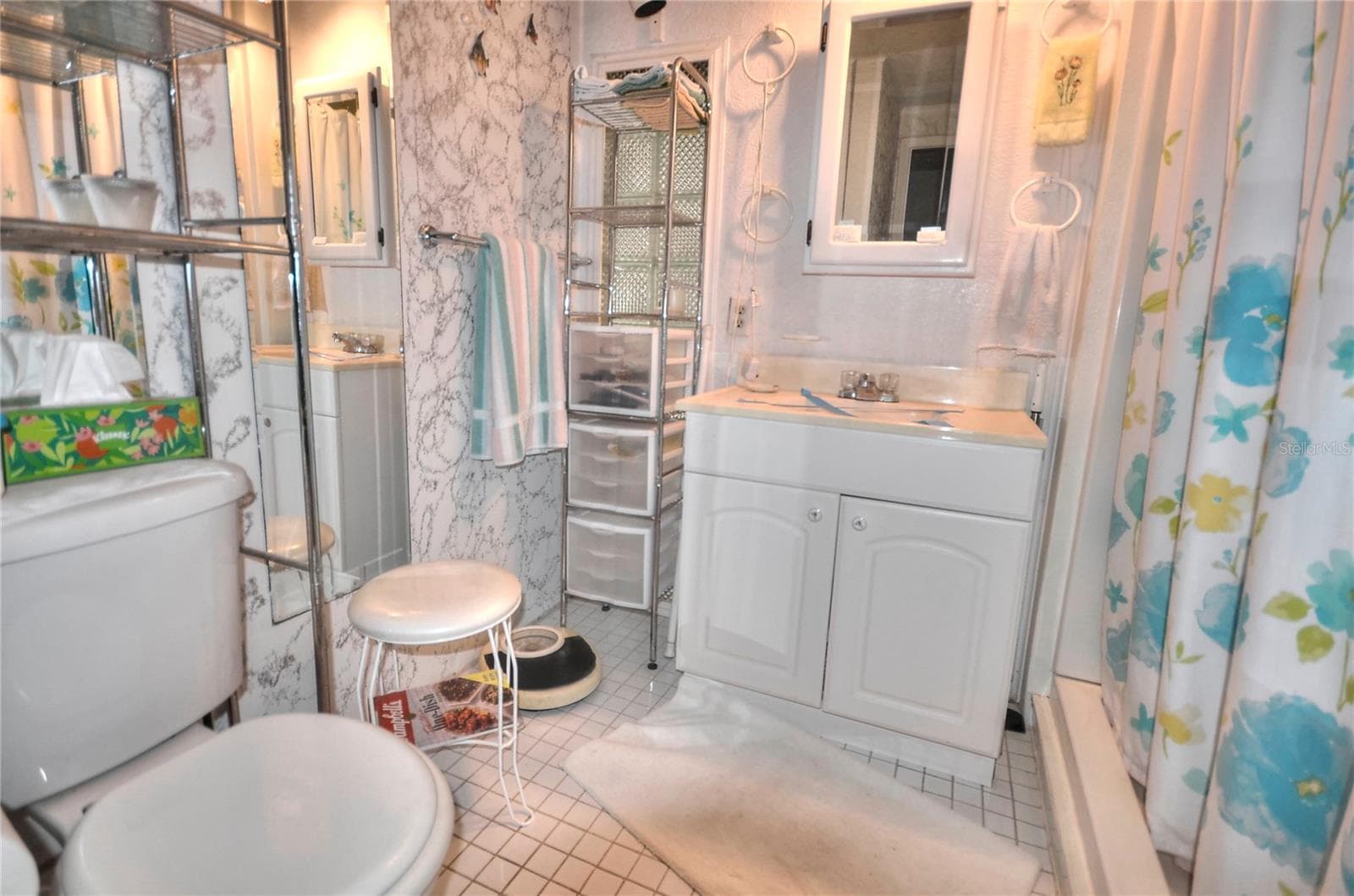 Manufactured Home at 187 E ARIEL RD, OAK HILL, photo 20 of 39