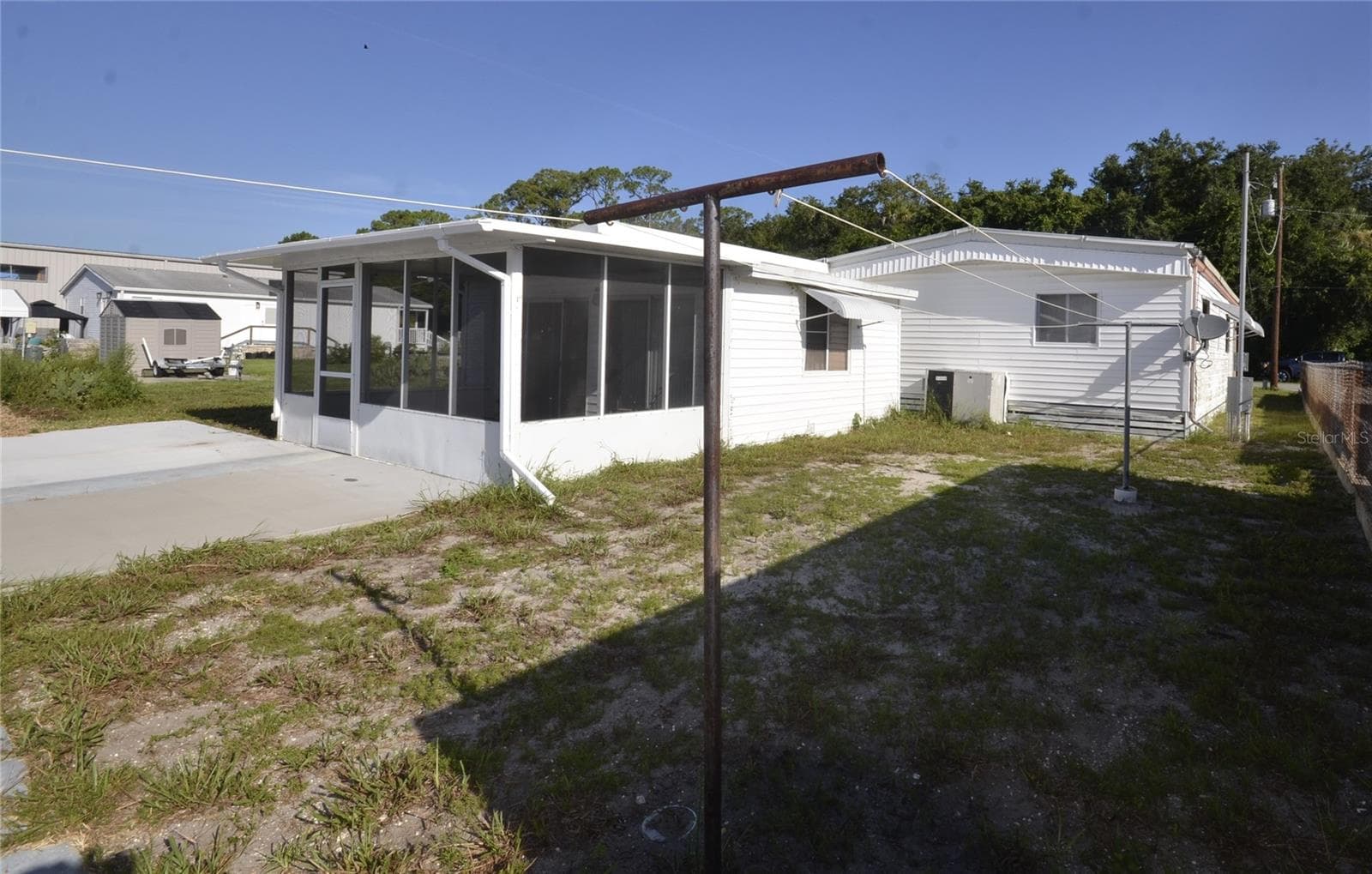 Manufactured Home at 187 E ARIEL RD, OAK HILL, photo 23 of 39