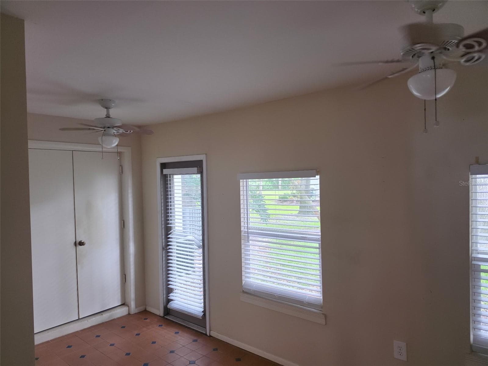 Florida Room - 1750 LAKE CYPRESS DR #1002, SAFETY HARBOR