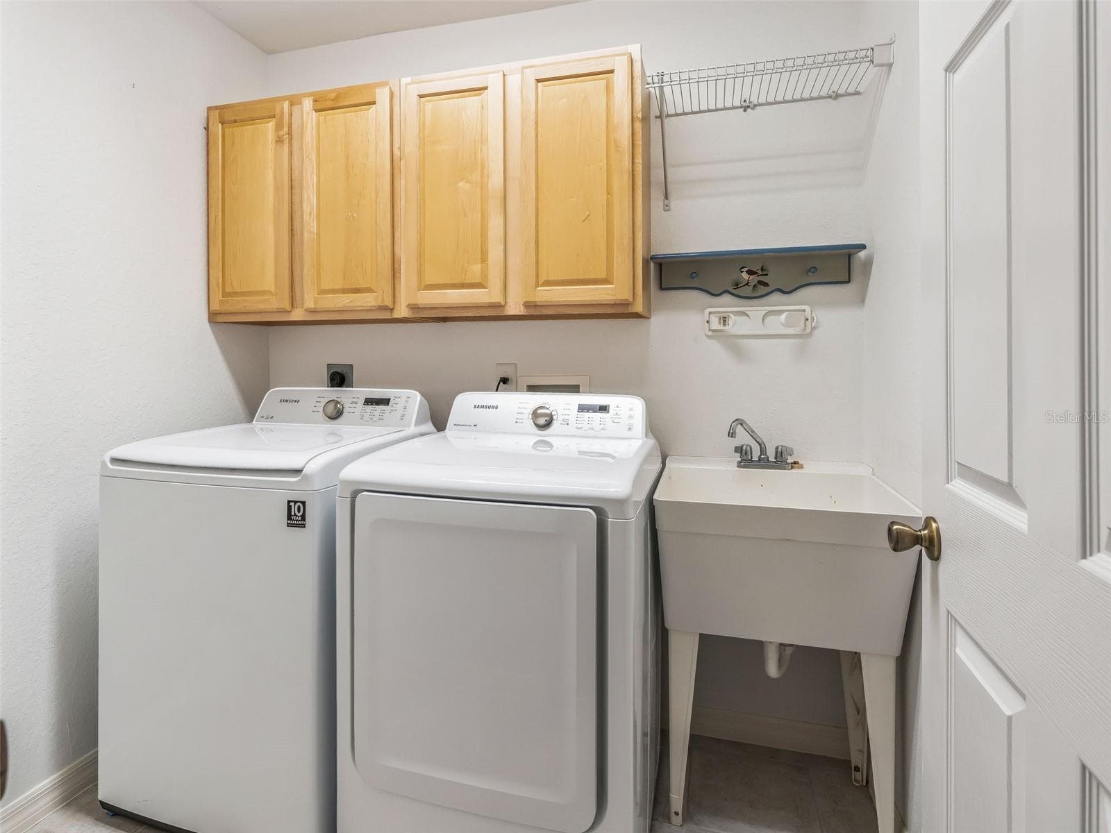 laundry room - 17879 SE 125TH CIR, SUMMERFIELD