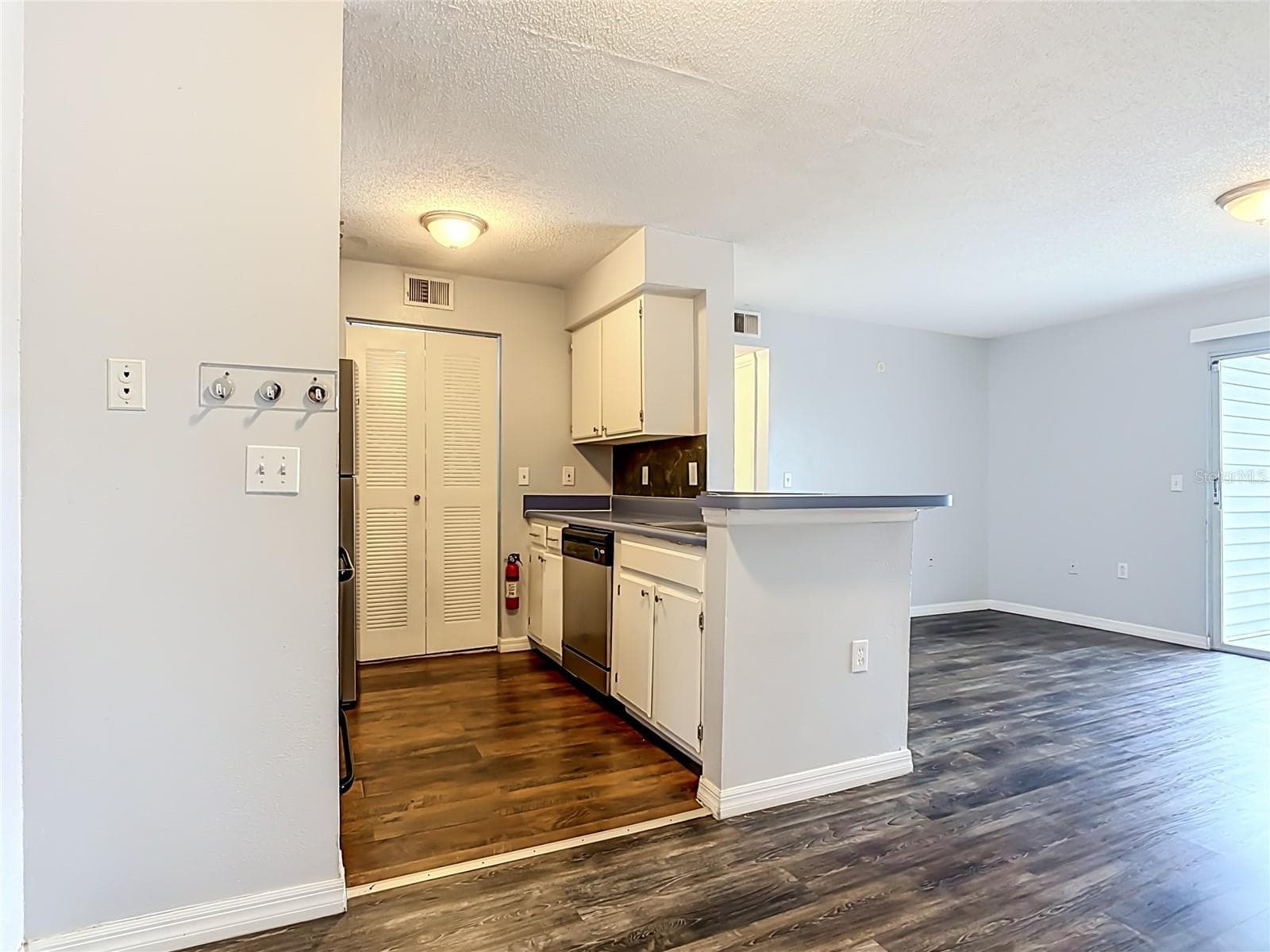 Condominium at 1229 BERMUDA LAKES LN #206, KISSIMMEE, photo 6 of 21