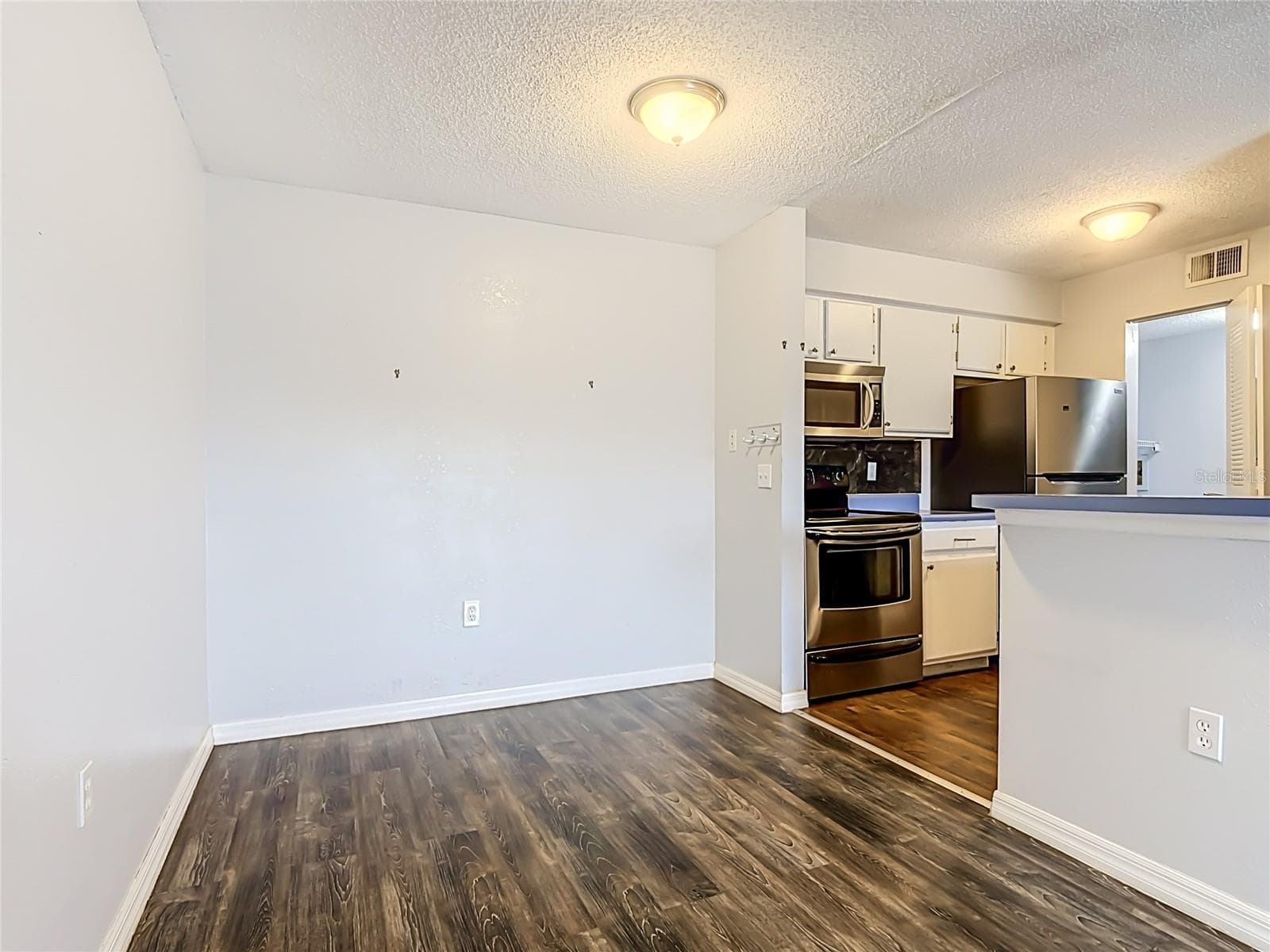 Condominium at 1229 BERMUDA LAKES LN #206, KISSIMMEE, photo 7 of 21