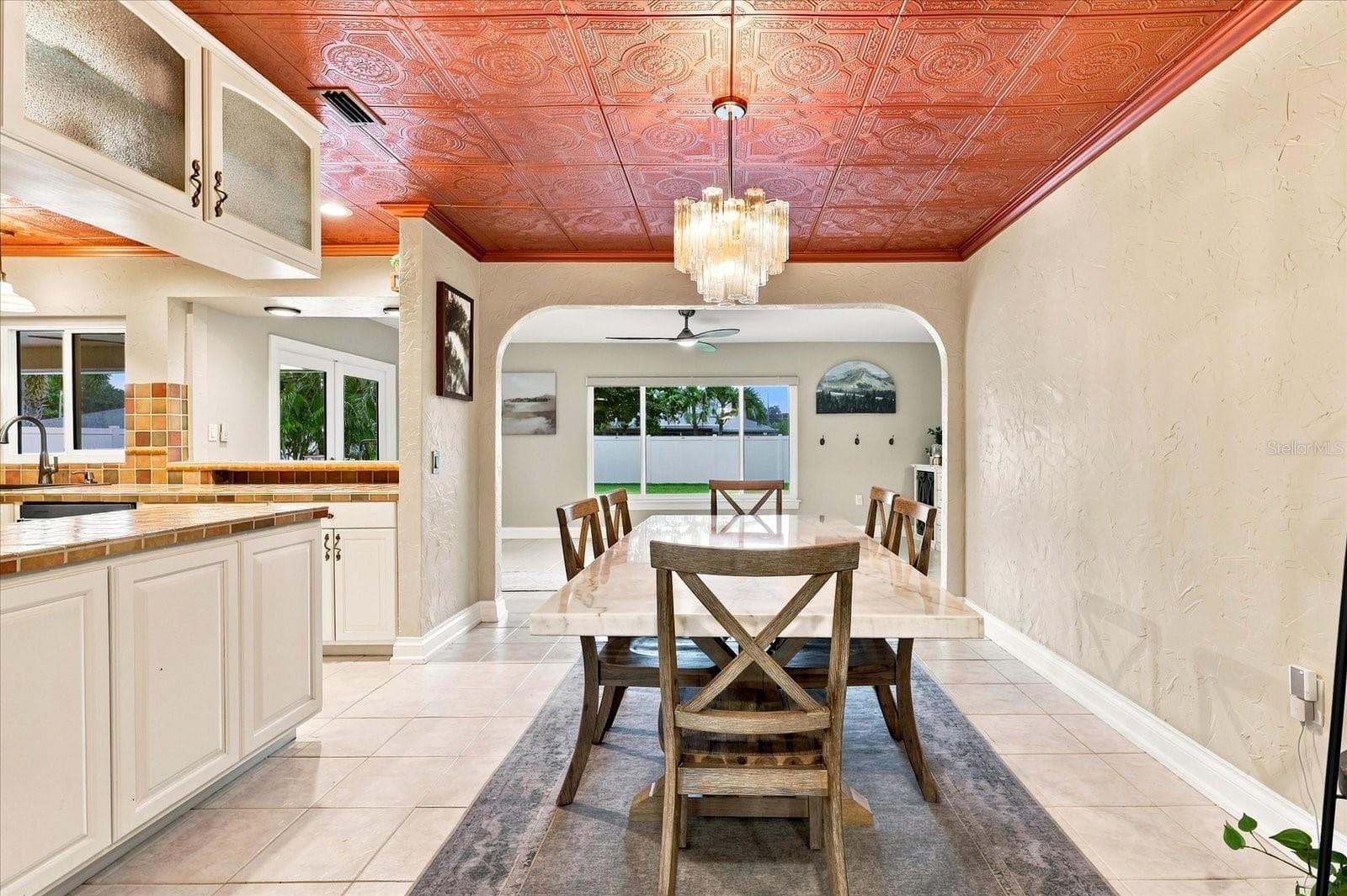 Single Family Residence at 8805 KENWOOD RD, SEMINOLE, photo 9 of 46