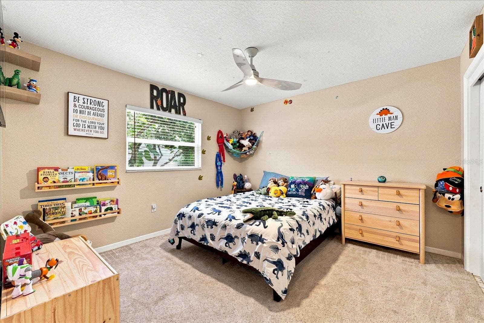 Single Family Residence at 8805 KENWOOD RD, SEMINOLE, photo 24 of 46