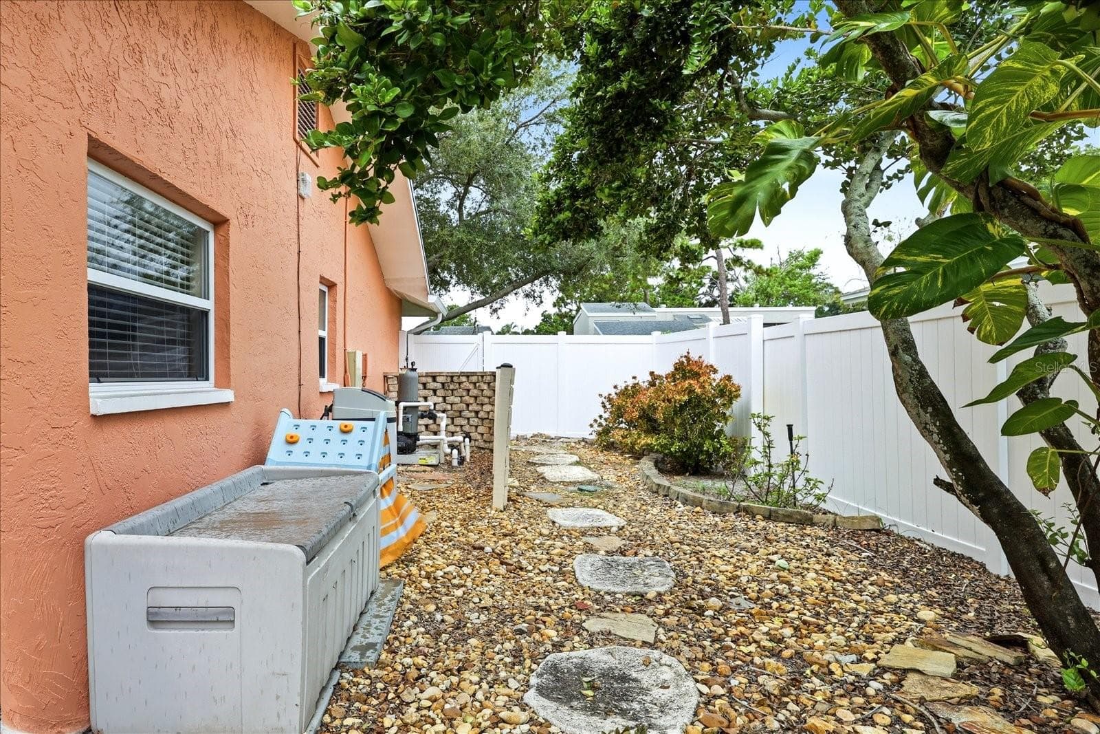Single Family Residence at 8805 KENWOOD RD, SEMINOLE, photo 39 of 46