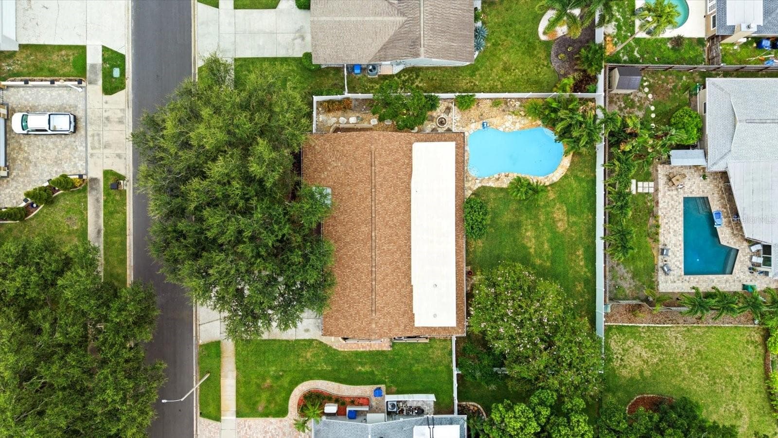 Single Family Residence at 8805 KENWOOD RD, SEMINOLE, photo 40 of 46