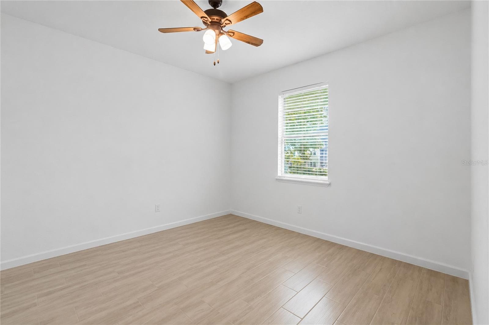 Single Family Residence at 426 S HUDSON ST, ORLANDO, photo 15 of 29