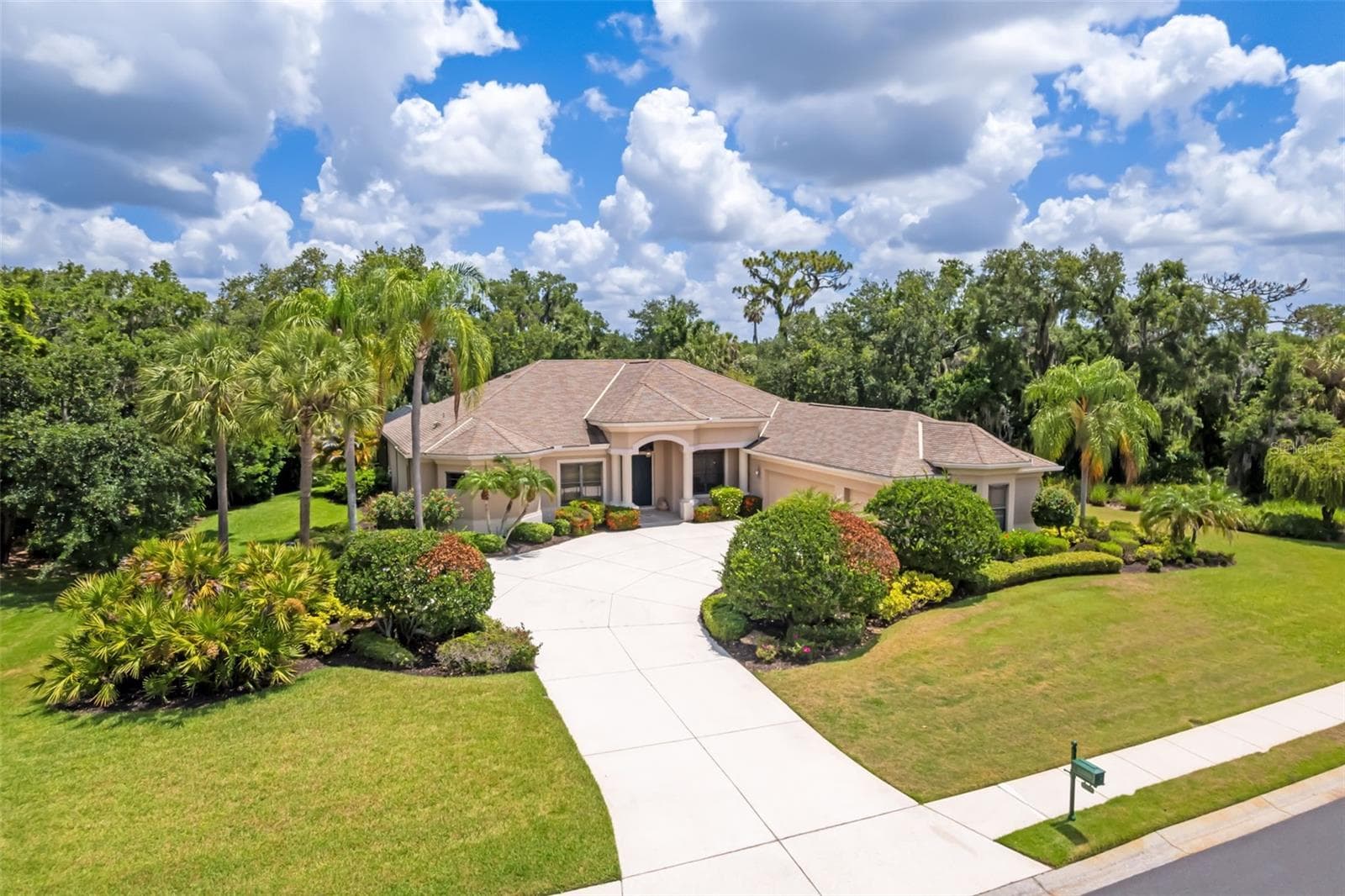 Single Family Residence at 2339 LITTLE COUNTRY RD, PARRISH, photo 6 of 48