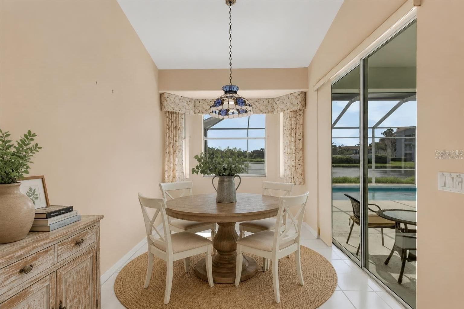 Breakfast Nookvirtually staged - 8976 WHITEMARSH AVE, SARASOTA