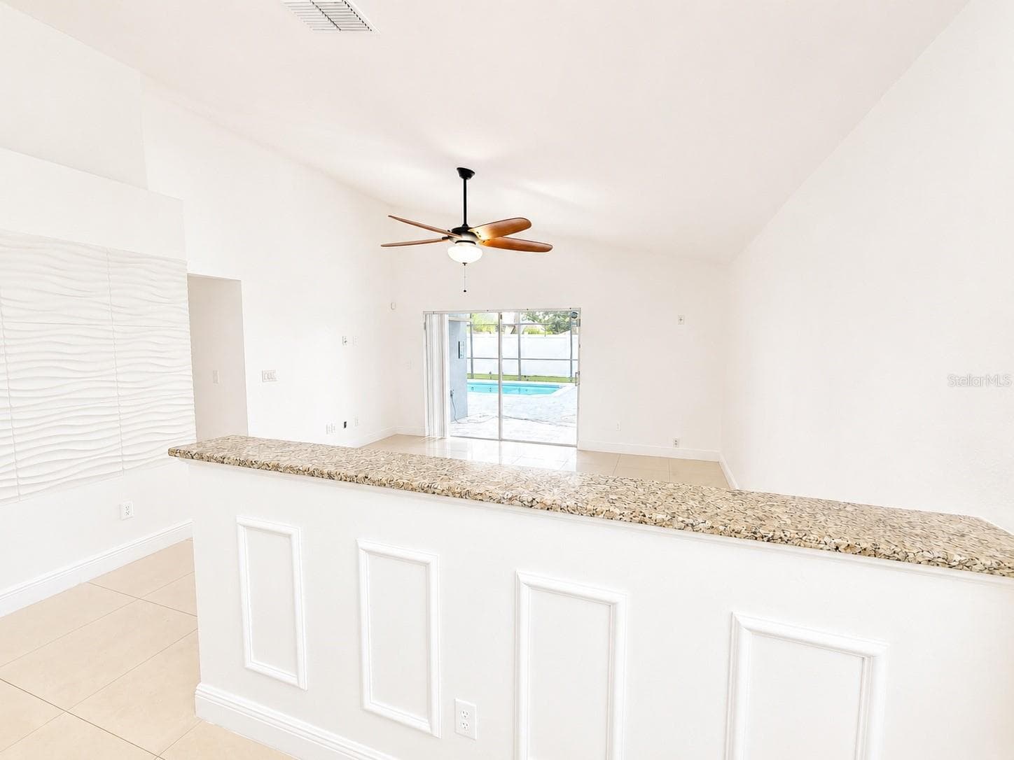 Single Family Residence at 12786 MARIBOU CIR, ORLANDO, photo 9 of 23