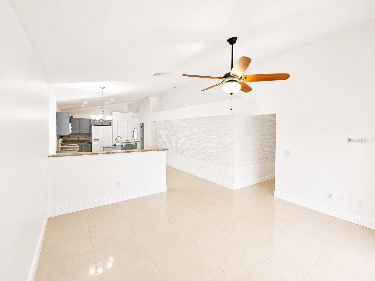 Single Family Residence at 12786 MARIBOU CIR, ORLANDO, photo 11 of 23