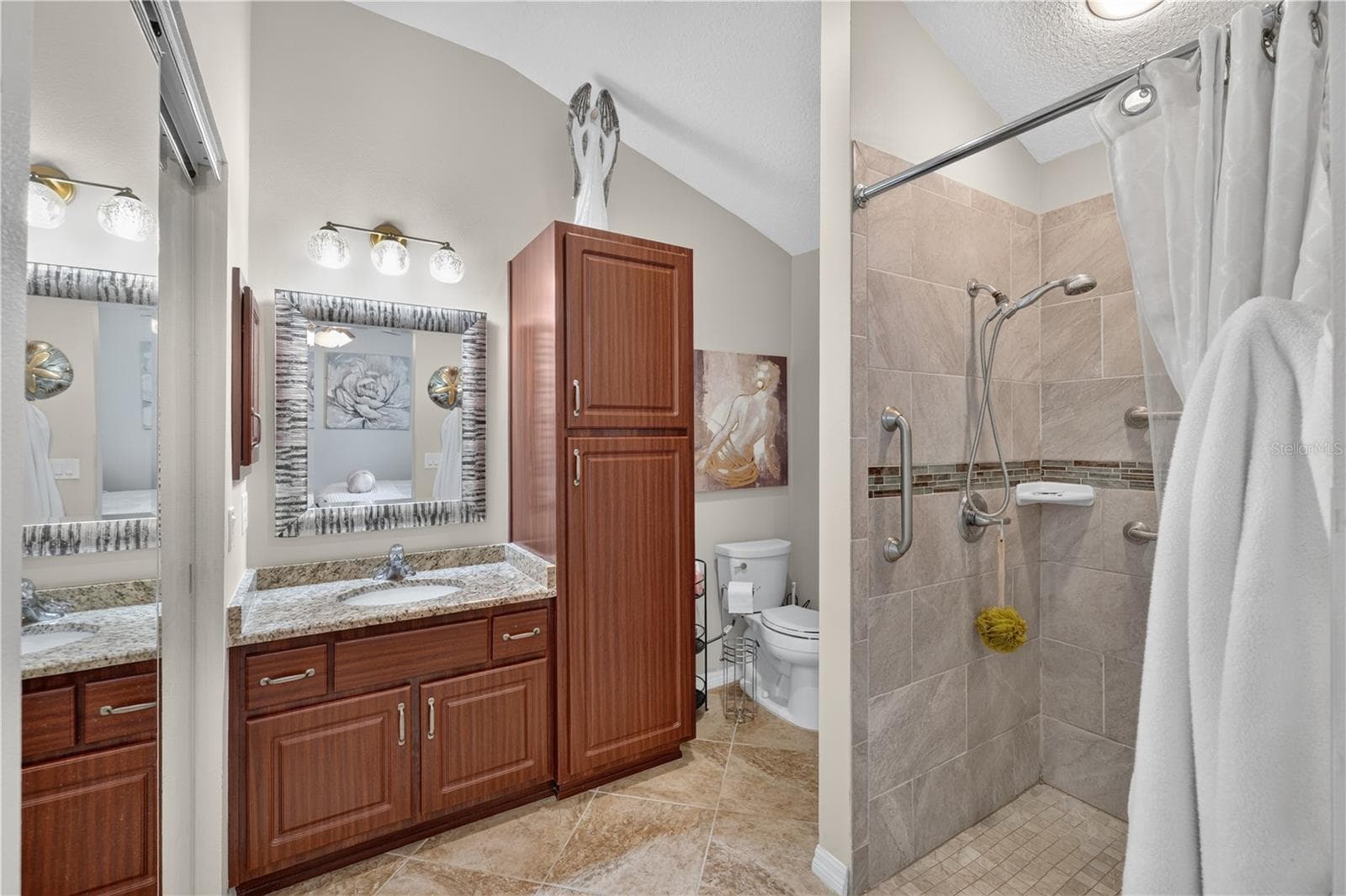 Single Family Residence at 313 GONZALES PL, LADY LAKE, photo 19 of 30