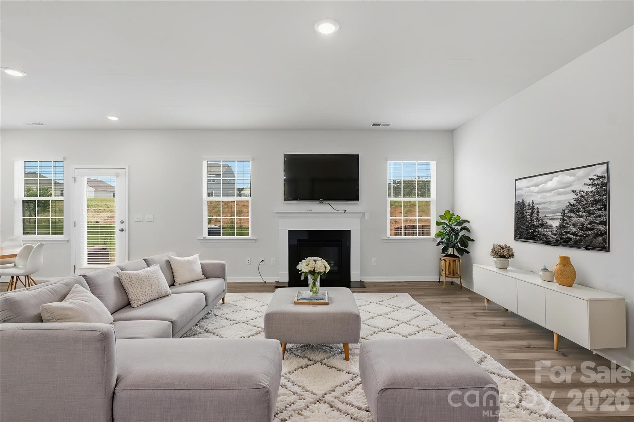 Single Family Residence at 7412 Echoing Hills Lane, Maiden, photo 3 of 29