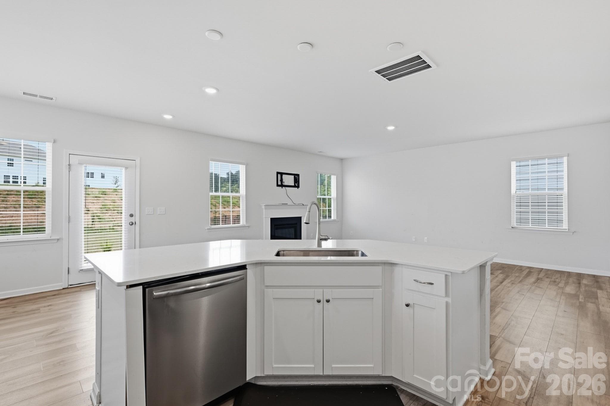 Single Family Residence at 7412 Echoing Hills Lane, Maiden, photo 6 of 29
