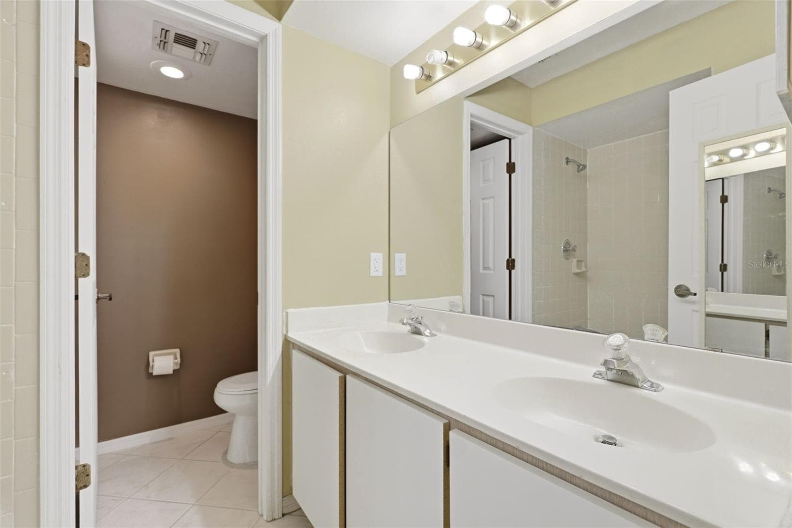 Condominium at 4696 SUSSEX TER #202, ORLANDO, photo 20 of 38