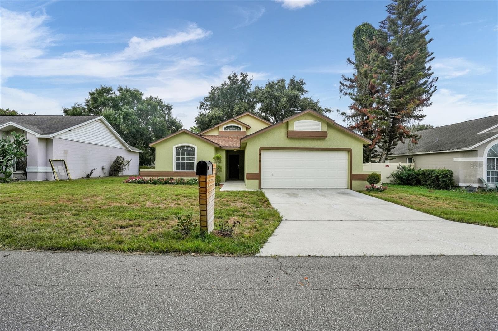 Front of House - 419 SAINT ANNS DR, WINTER HAVEN