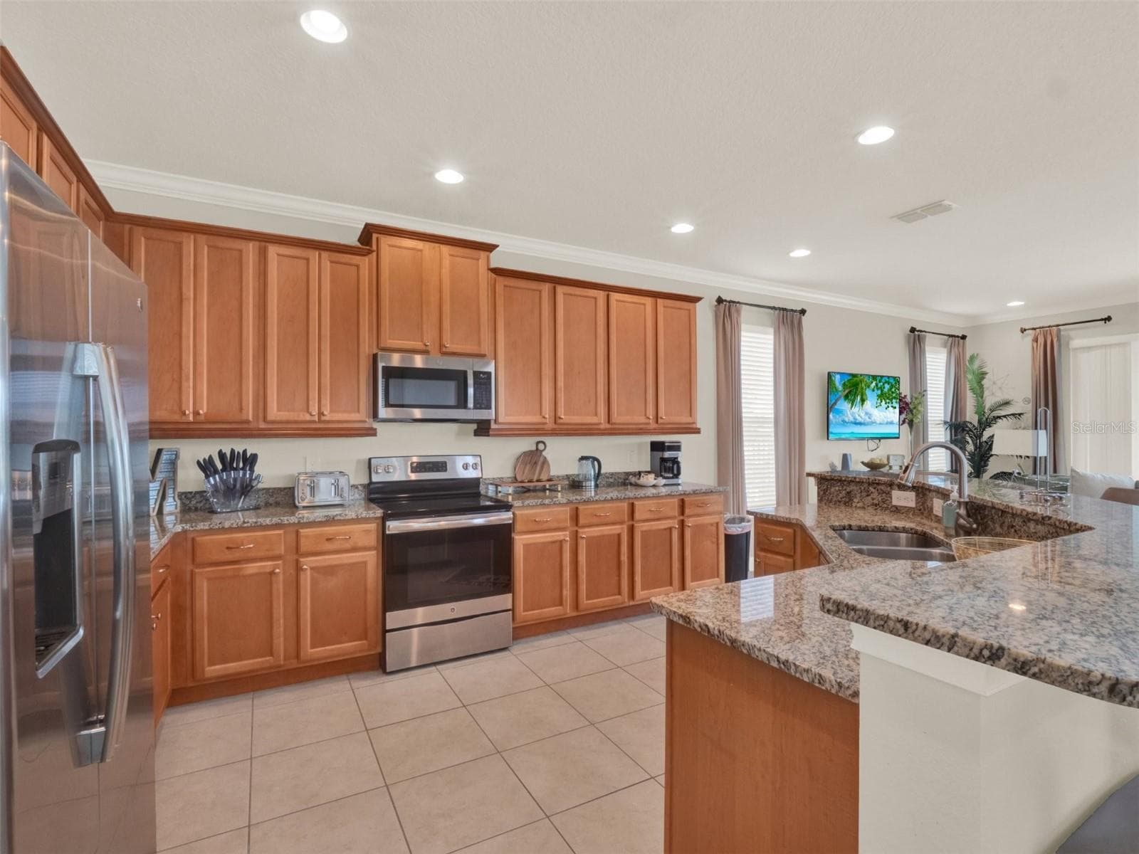 Single Family Residence at 7564 MARKER AVE, KISSIMMEE, photo 4 of 48