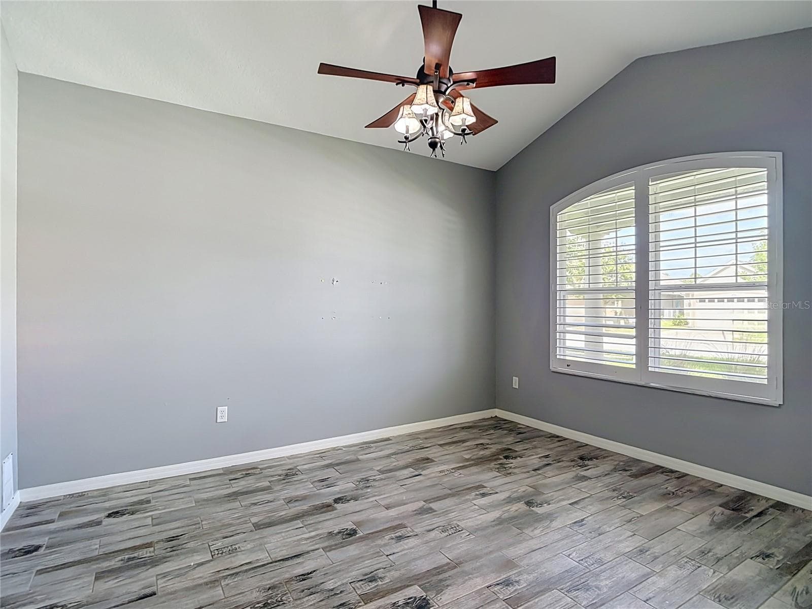 Single Family Residence at 4736 POINTE O WOODS DR, WESLEY CHAPEL, photo 12 of 99