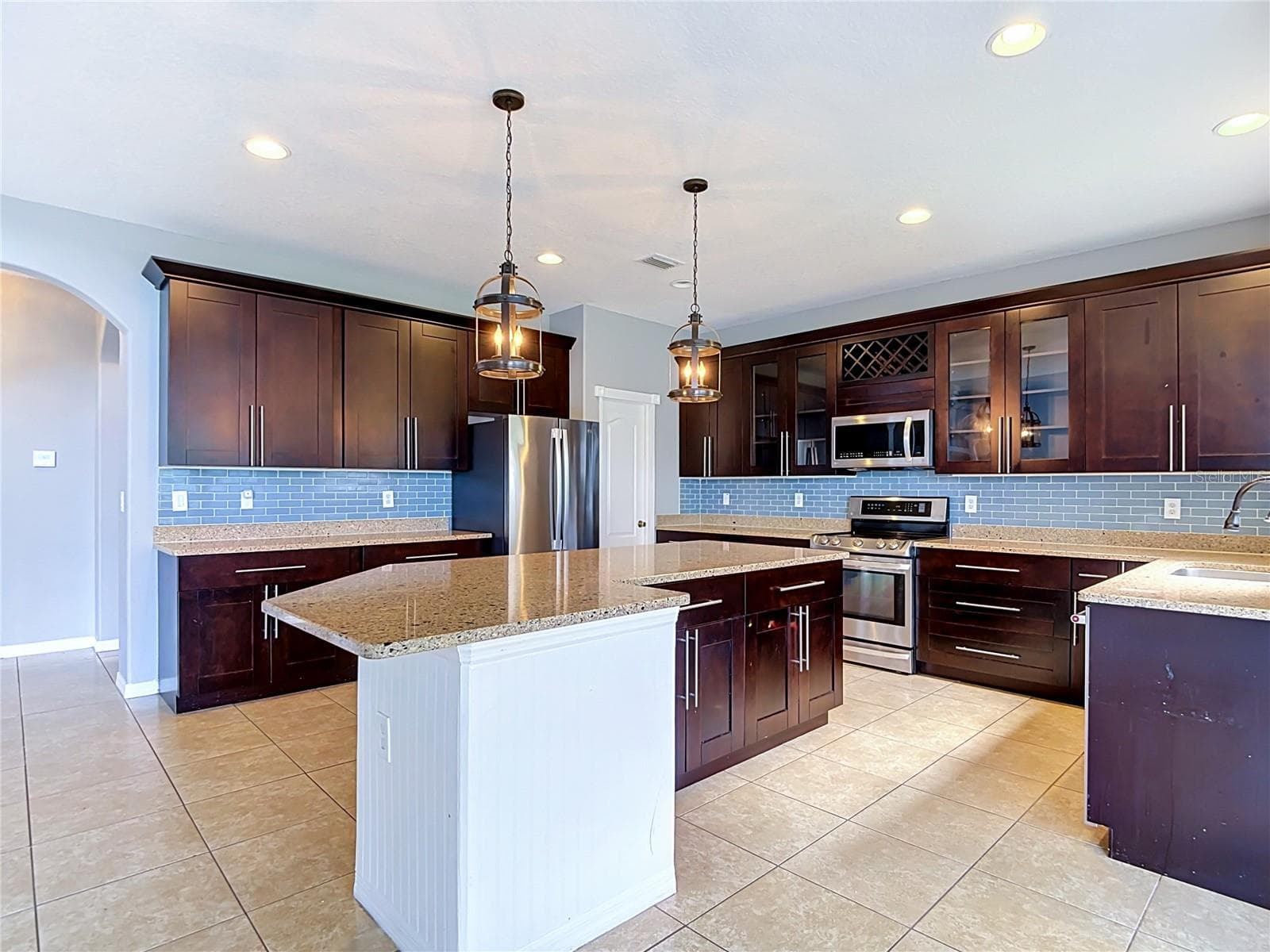 Single Family Residence at 4736 POINTE O WOODS DR, WESLEY CHAPEL, photo 28 of 99