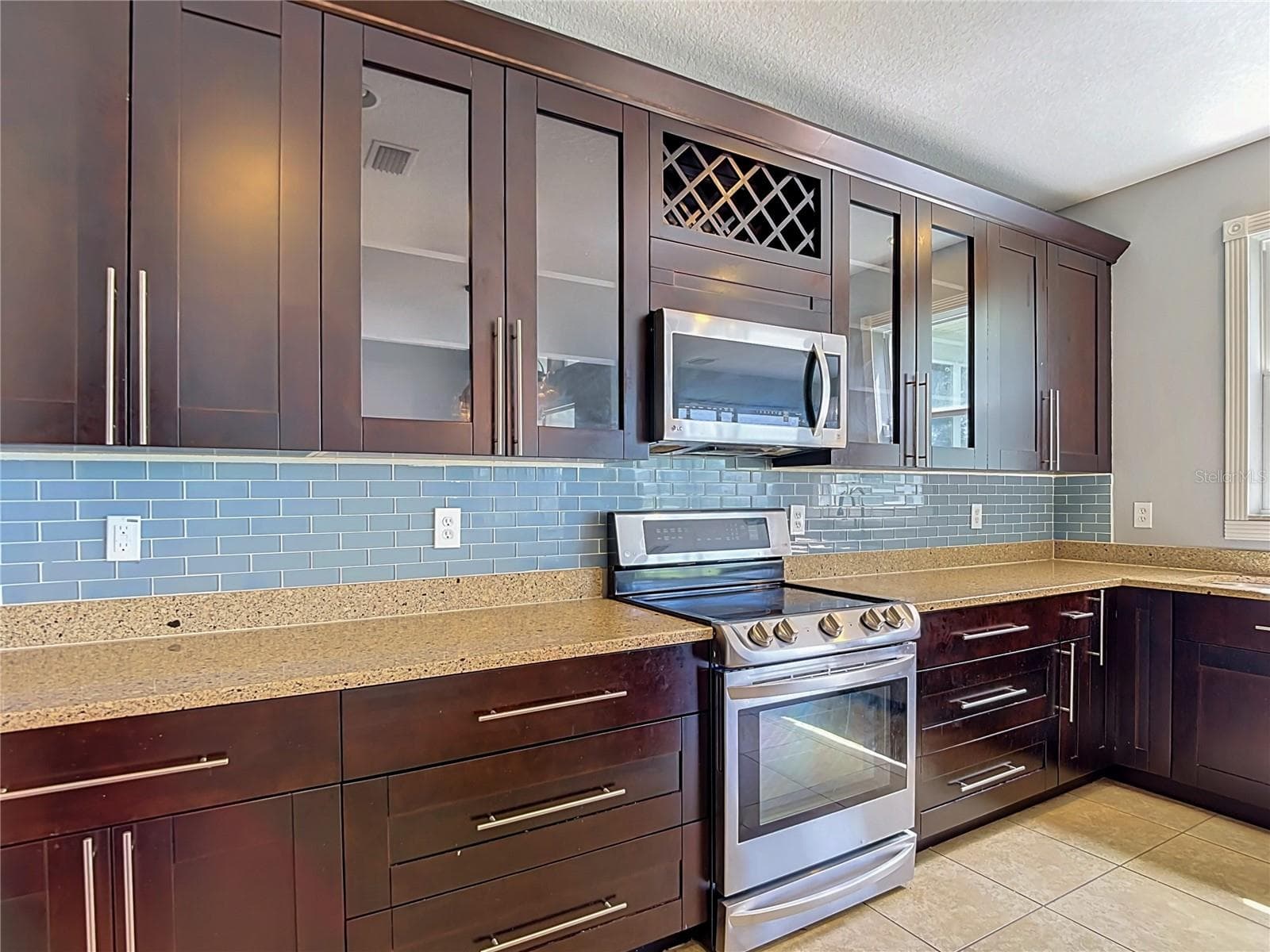Single Family Residence at 4736 POINTE O WOODS DR, WESLEY CHAPEL, photo 33 of 99