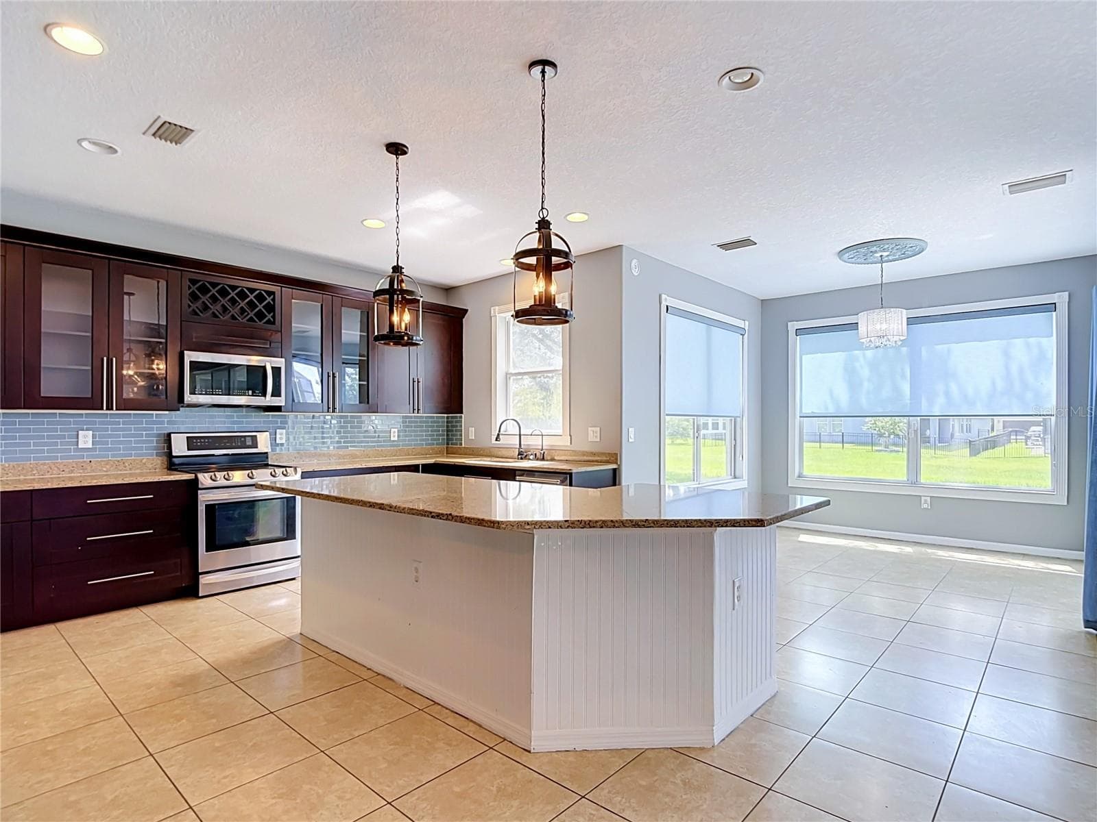 Single Family Residence at 4736 POINTE O WOODS DR, WESLEY CHAPEL, photo 37 of 99