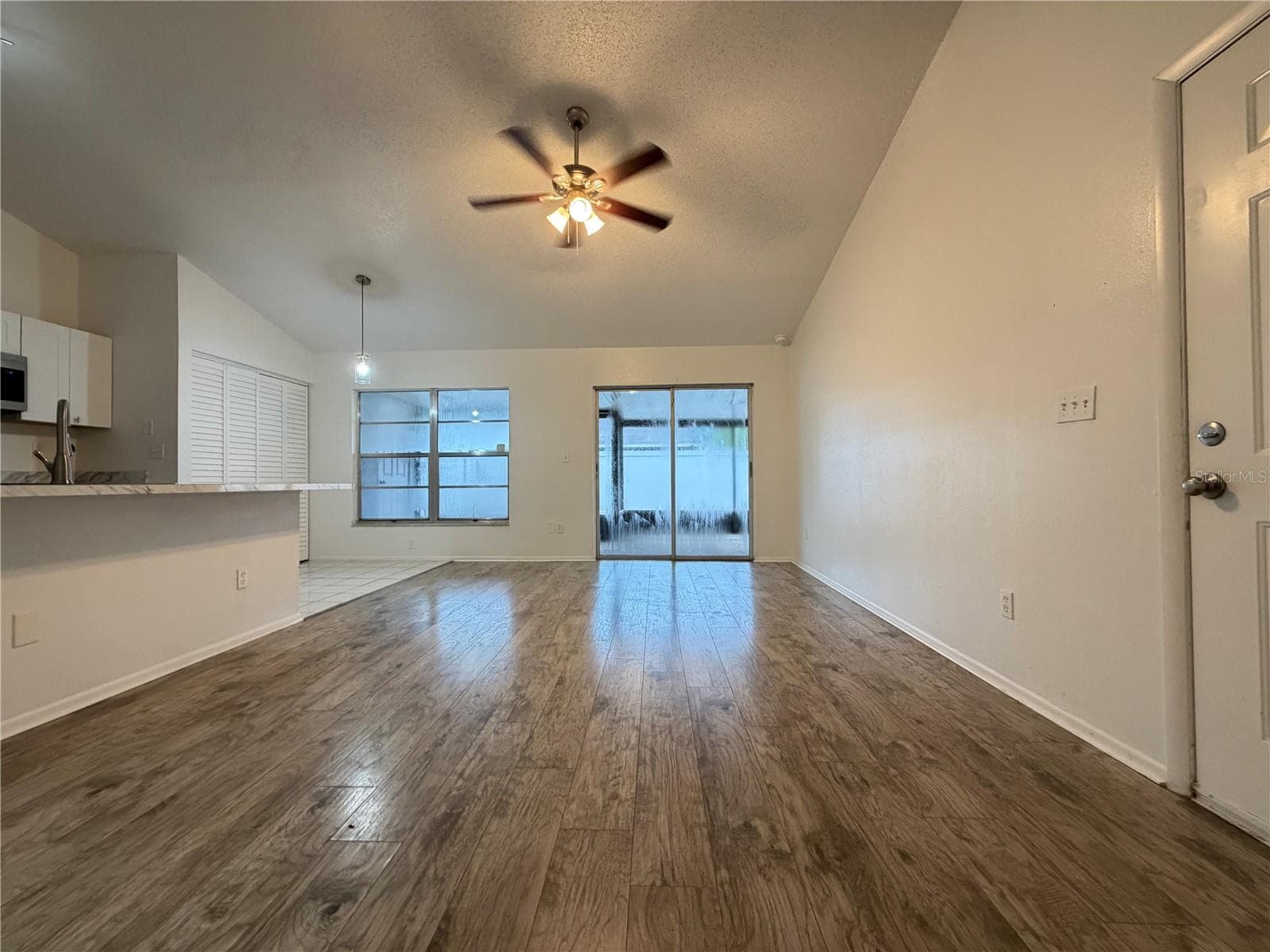 Single Family Residence at 7705 CITRONELLA CT, TAMPA, photo 4 of 22