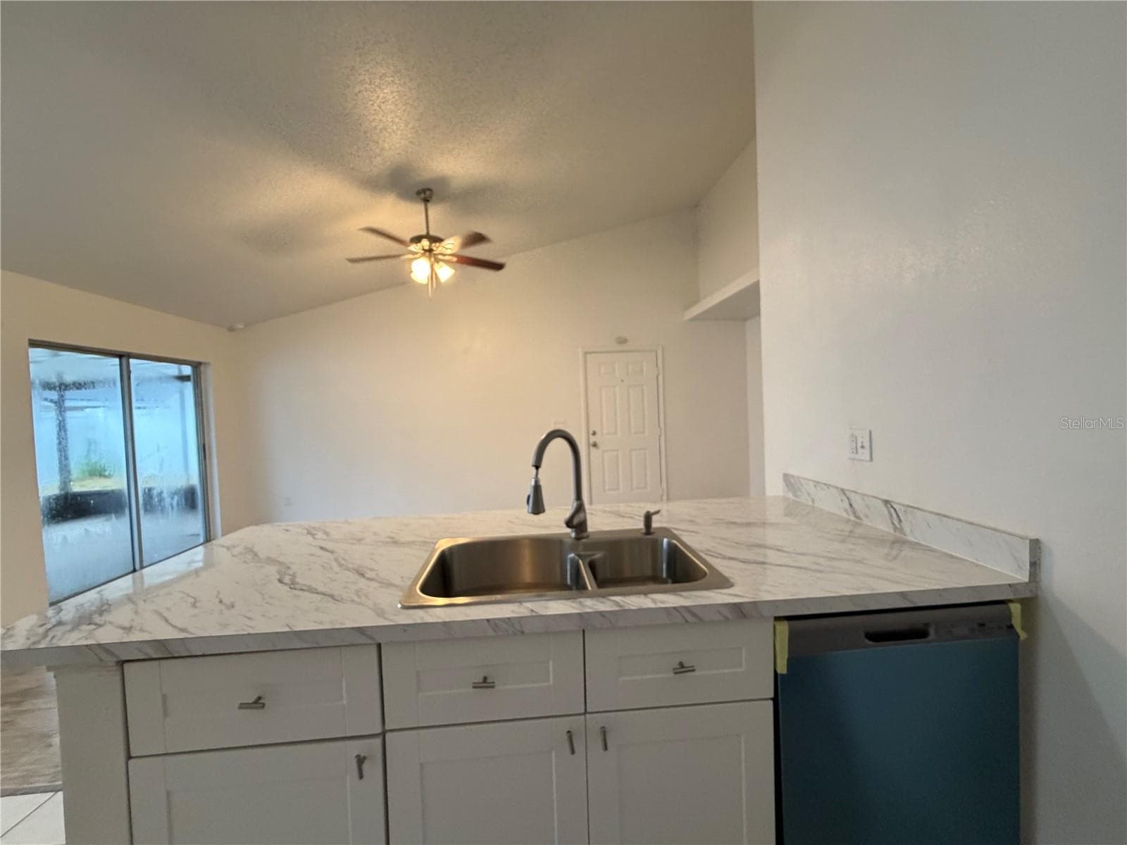 Single Family Residence at 7705 CITRONELLA CT, TAMPA, photo 8 of 22