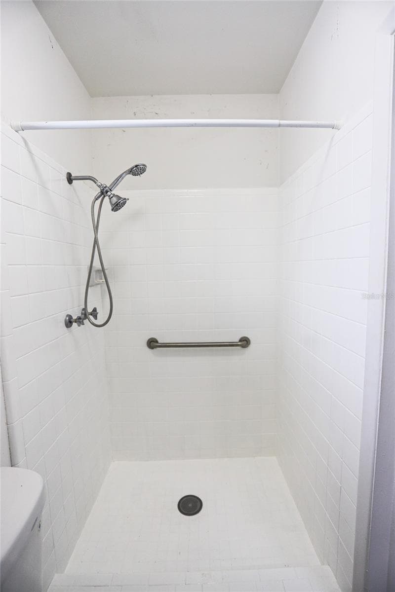 2nd Full Bath - 10011 110TH ST, SEMINOLE
