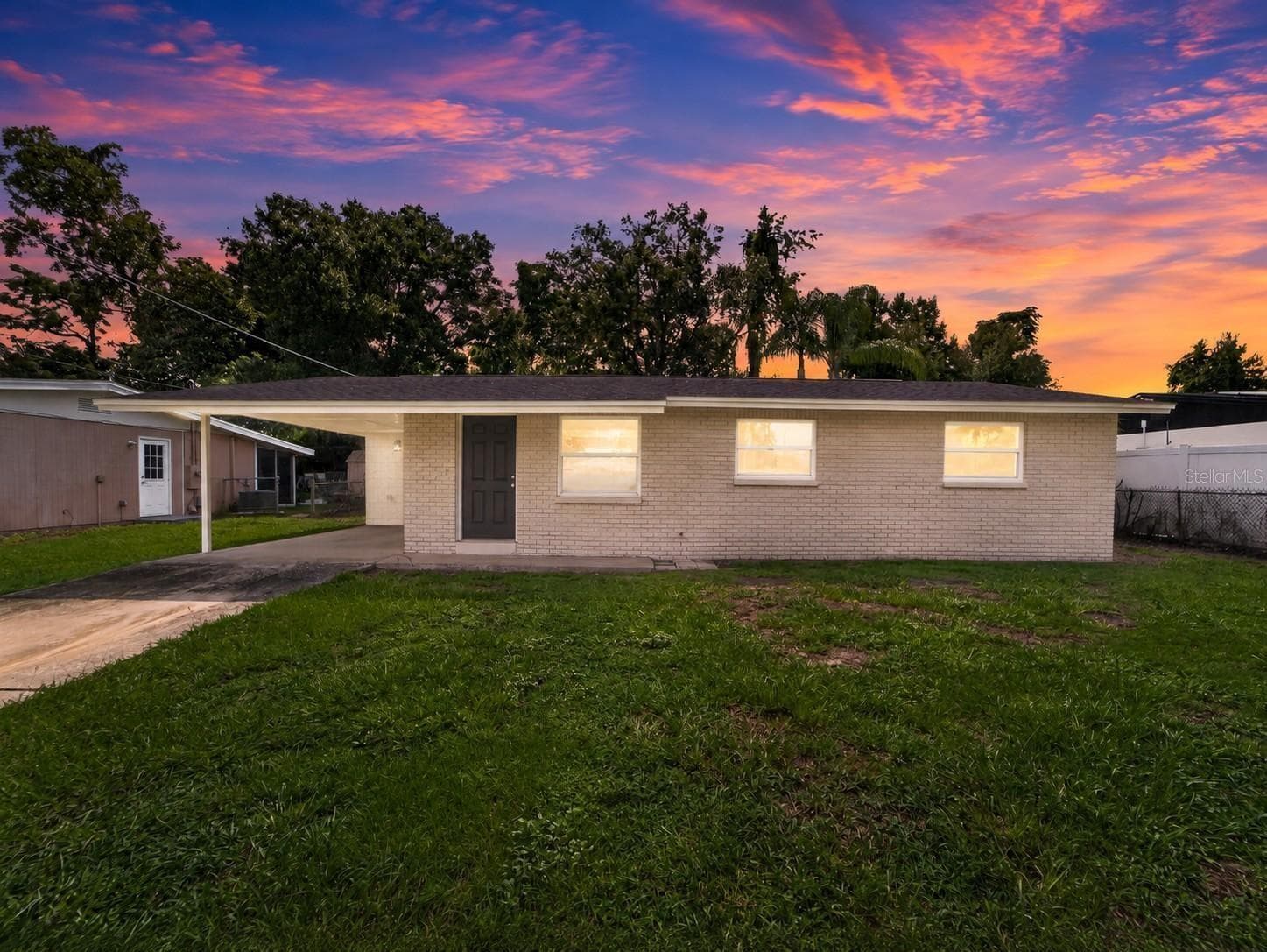 506 SHAMROCK RD