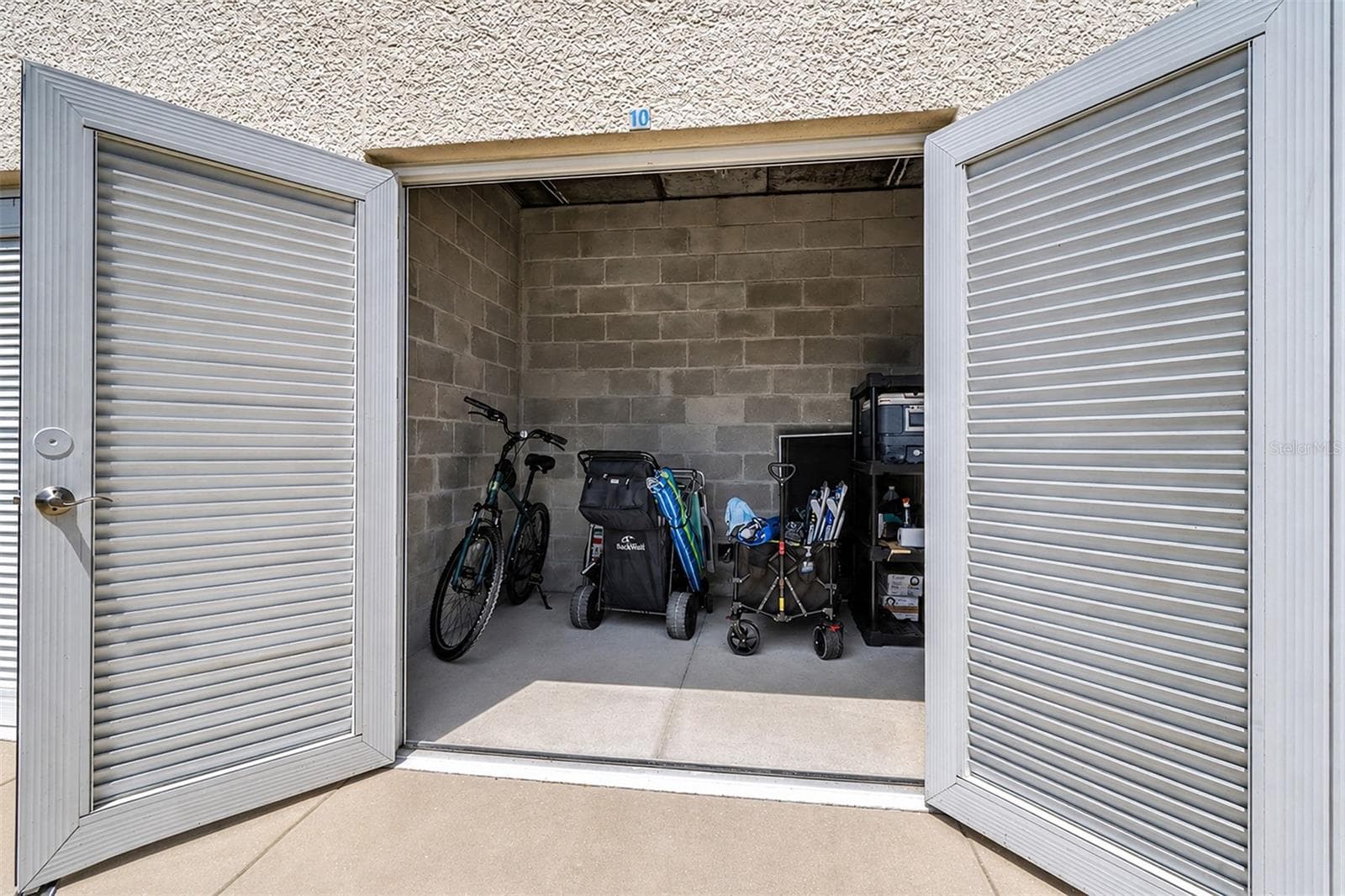 .. Poolside Cabana # 10 conveys with residence # 202.. Nice Sized 9 x 8.6 .. Perfect for storage or poolside recreation. Not all owners have Cabana's. - 19519 GULF BLVD #202, INDIAN SHORES