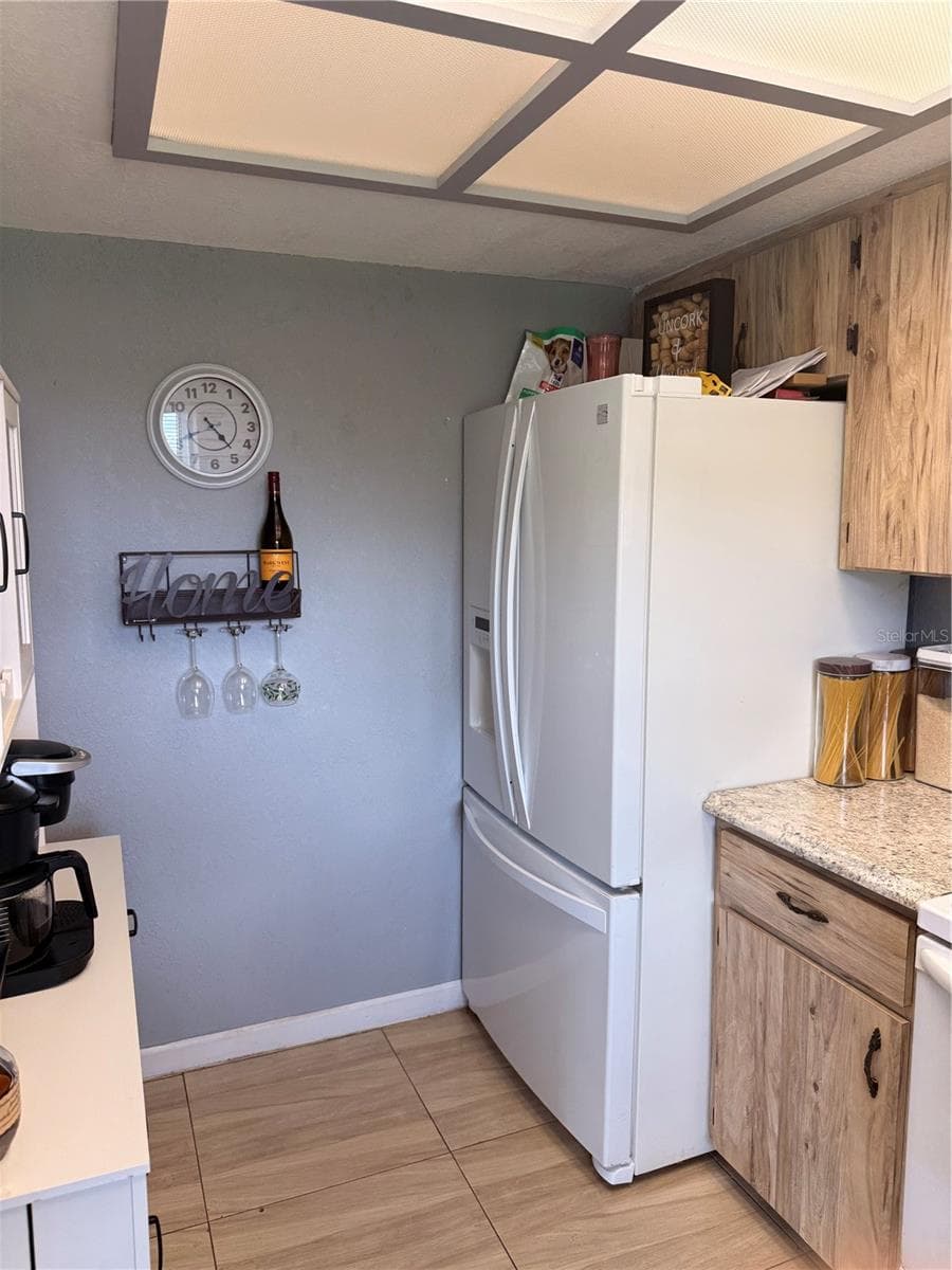 Kitchen - 113 WHITE AVE NE, LAKE PLACID