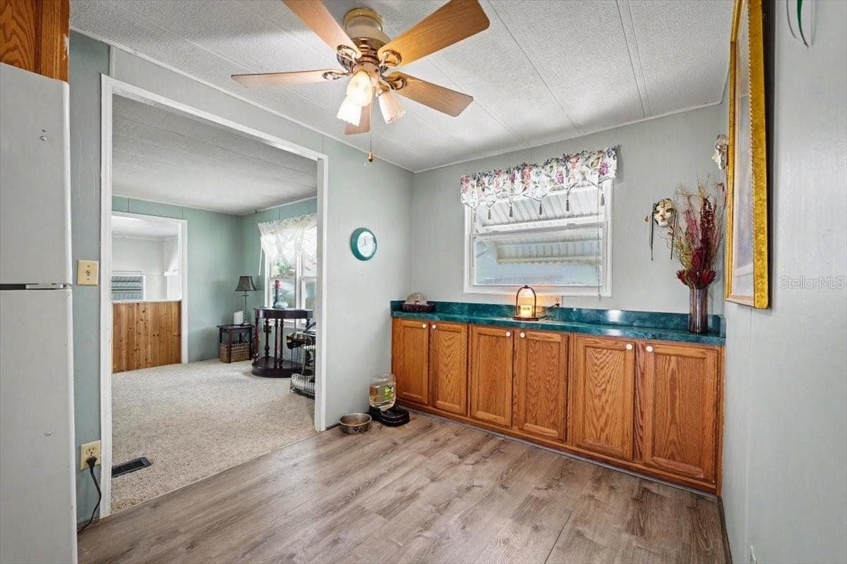 Manufactured Home at 104 EDGEWATER RD, SATSUMA, photo 14 of 73
