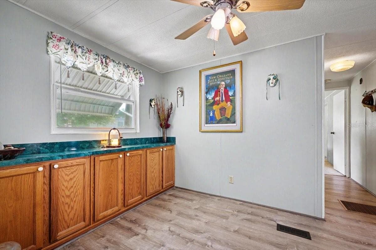 Manufactured Home at 104 EDGEWATER RD, SATSUMA, photo 15 of 73