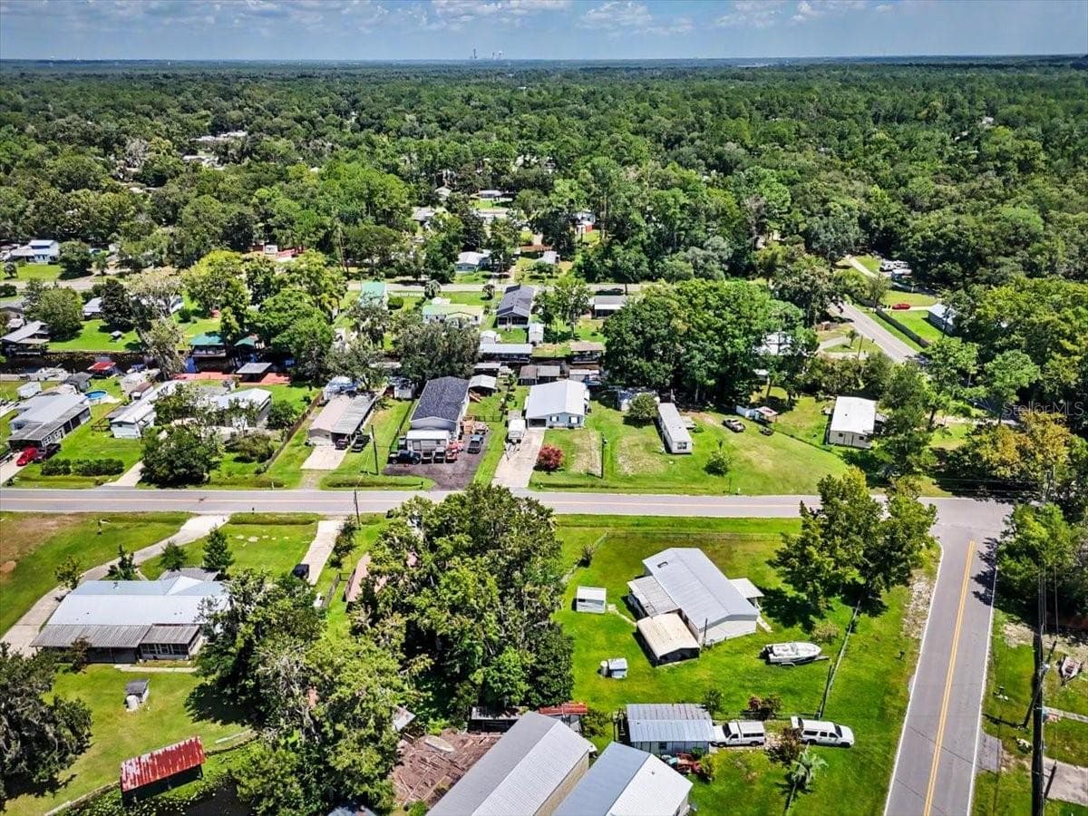 Manufactured Home at 104 EDGEWATER RD, SATSUMA, photo 59 of 73