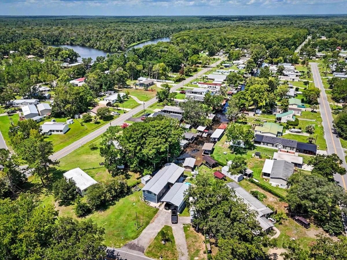 Manufactured Home at 104 EDGEWATER RD, SATSUMA, photo 62 of 73