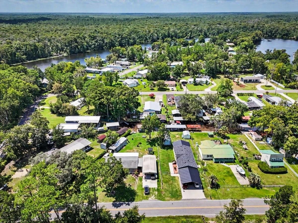 Manufactured Home at 104 EDGEWATER RD, SATSUMA, photo 64 of 73