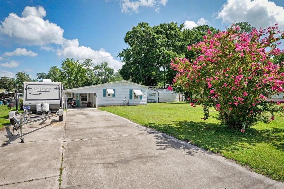 Manufactured Home at 104 EDGEWATER RD, SATSUMA, photo 71 of 73