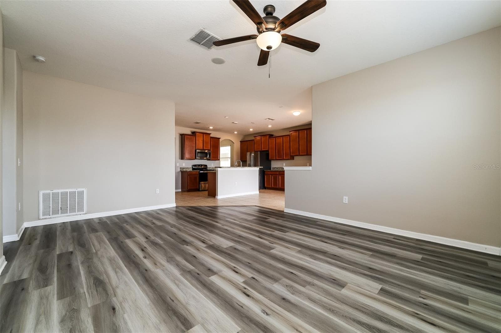 Single Family Residence at 2322 DOVESONG TRACE DR, RUSKIN, photo 2 of 22